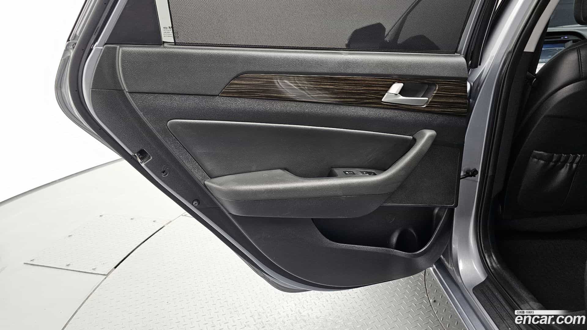 Sonata Hyundai 2016.0-INNER-035