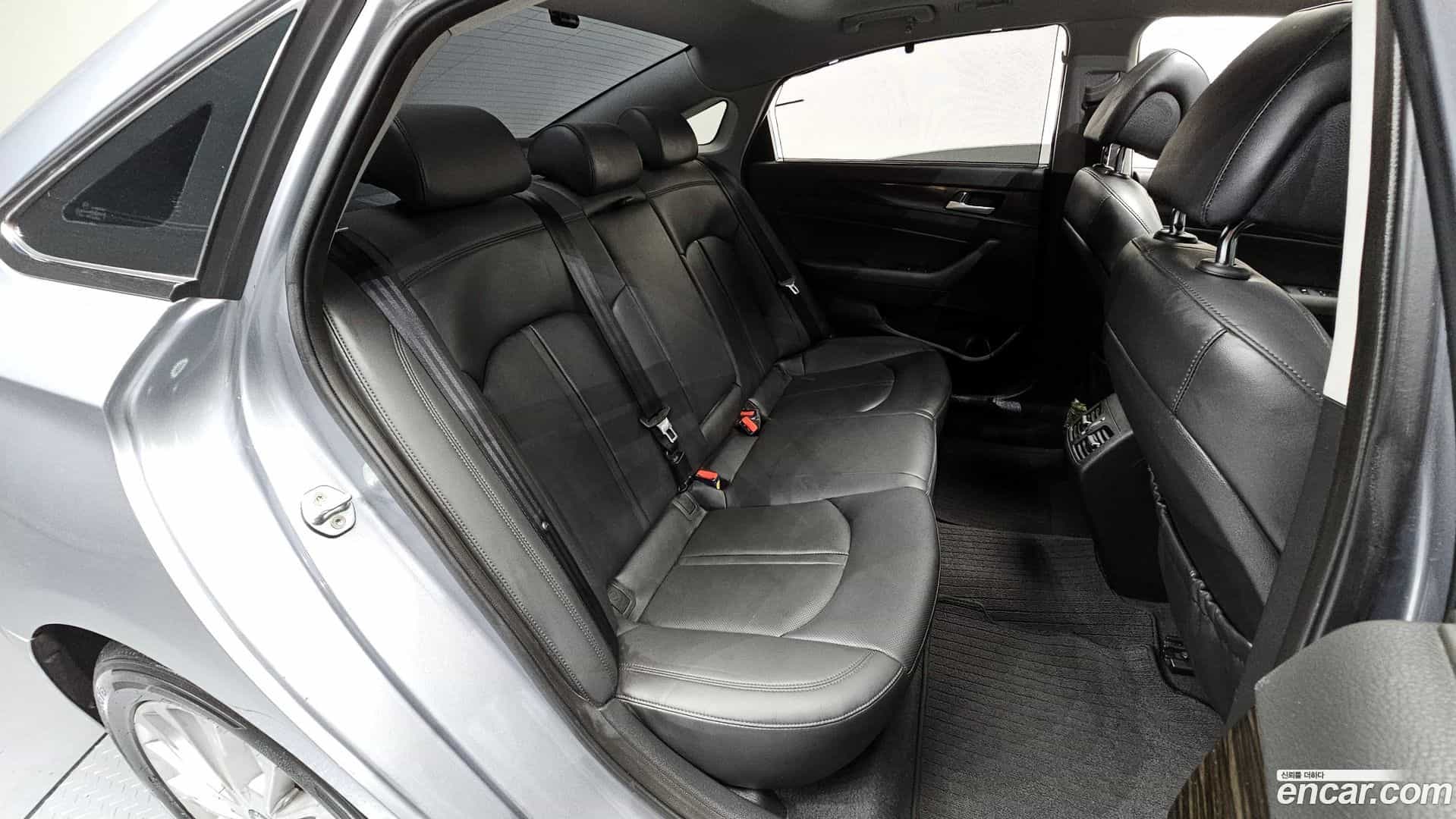 Sonata Hyundai 2016.0-INNER-036