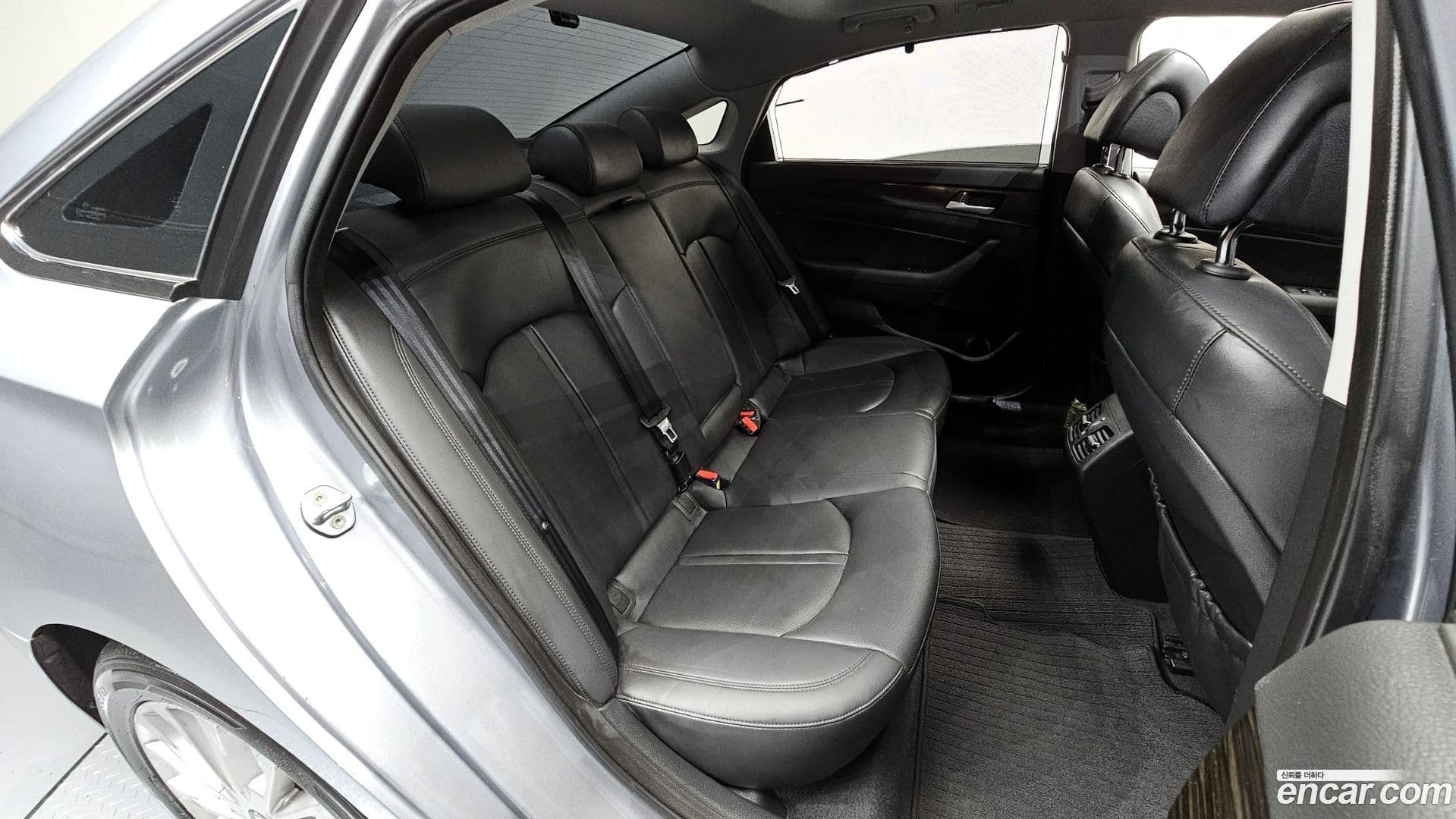 Main__Slider__Photo:Sonata Hyundai 2016.0-25