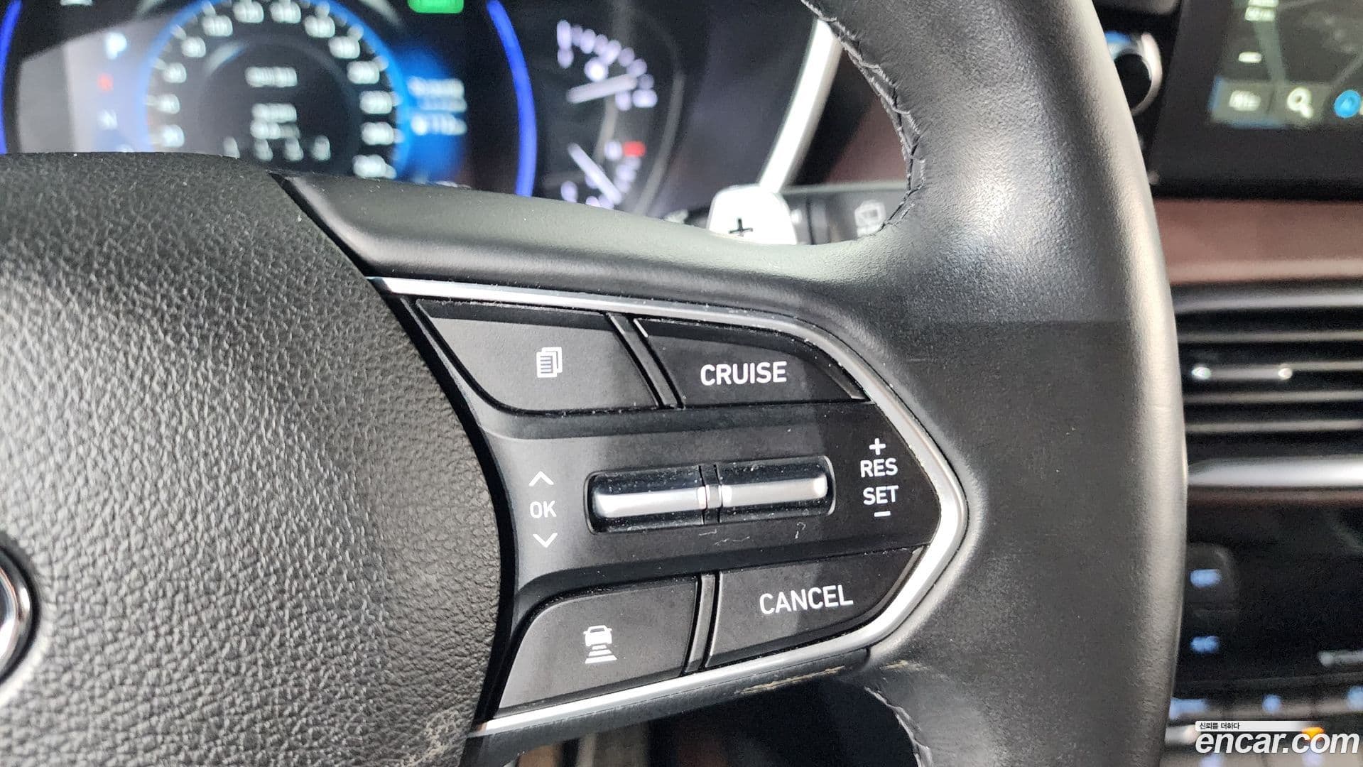 Main__Slider__Photo:Santafe Hyundai 2018.9-15