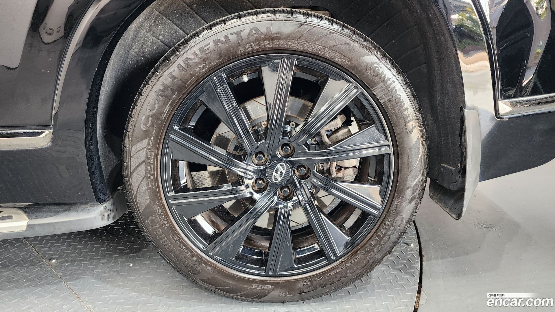 Main__Slider__Photo:Santafe Hyundai 2018.9-20