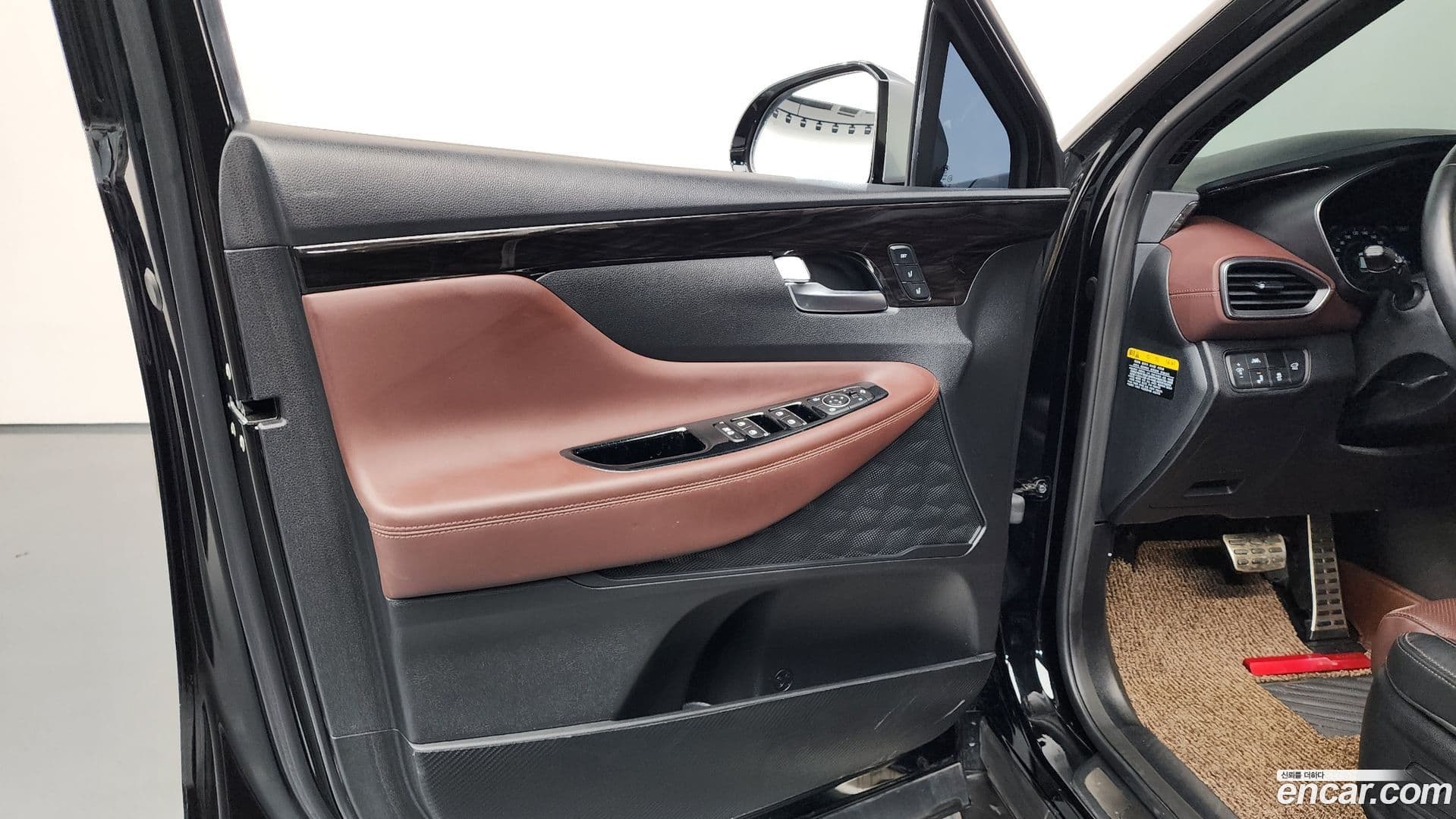 Main__Slider__Photo:Santafe Hyundai 2018.9-23