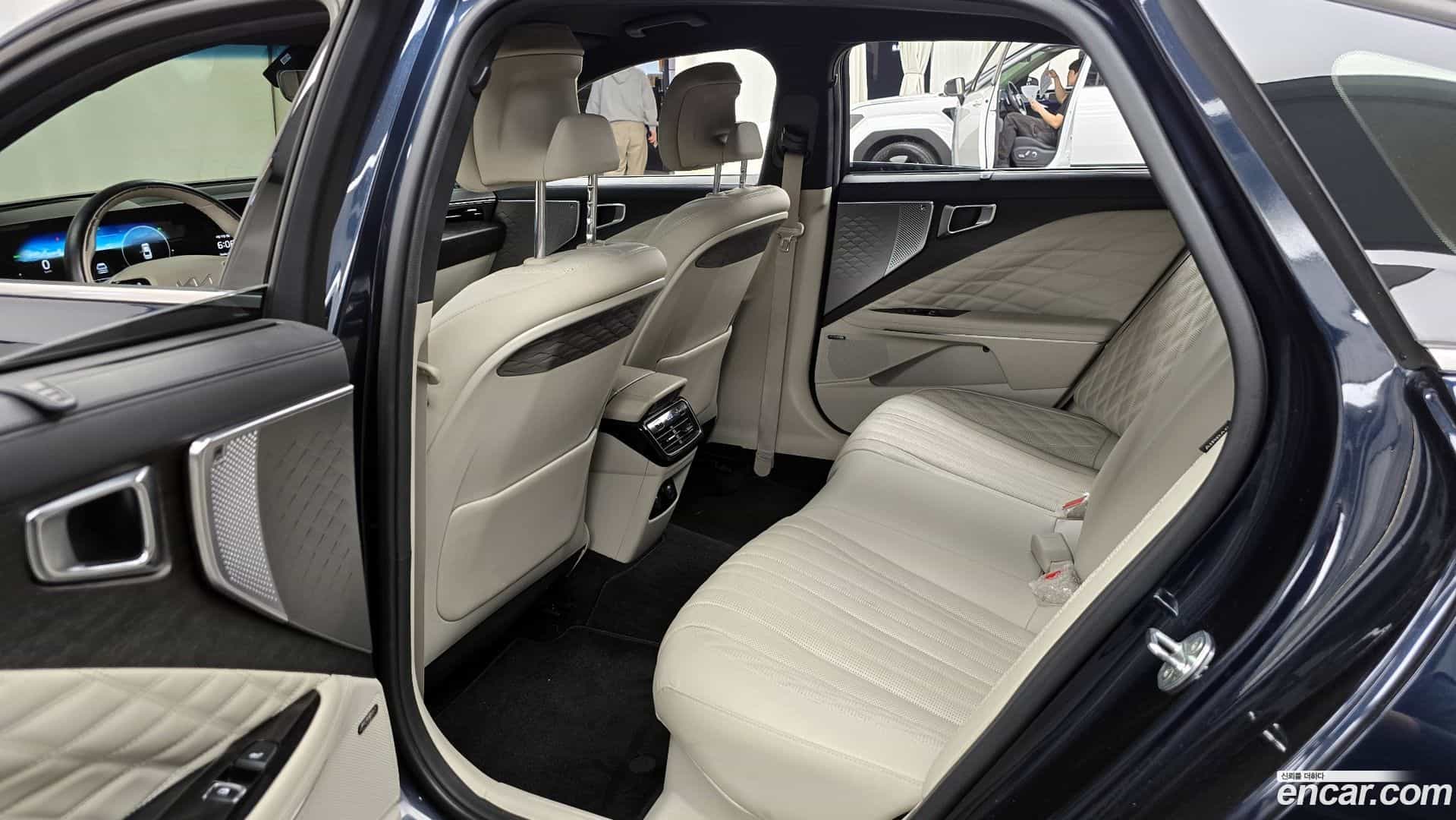K8 Kia 2021.10-OPTION-015