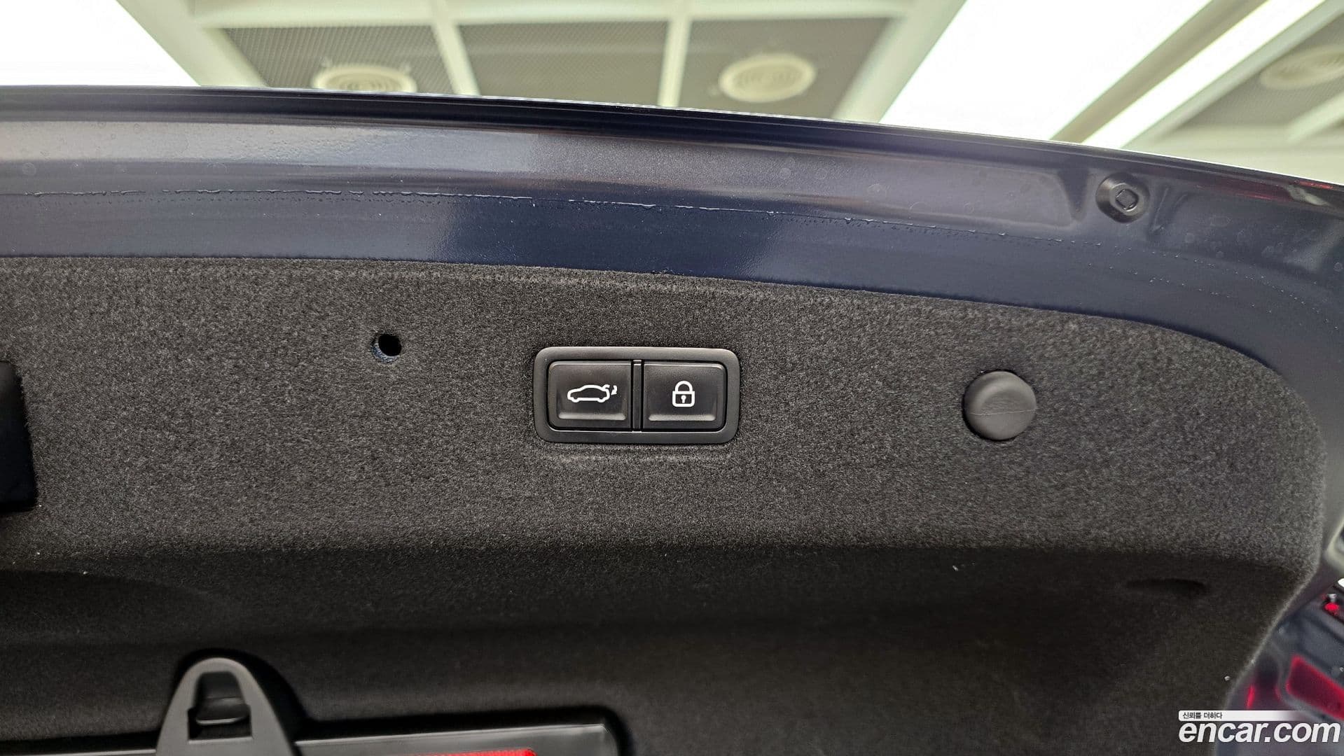 Main__Slider__Photo:K8 Kia 2021.10-25