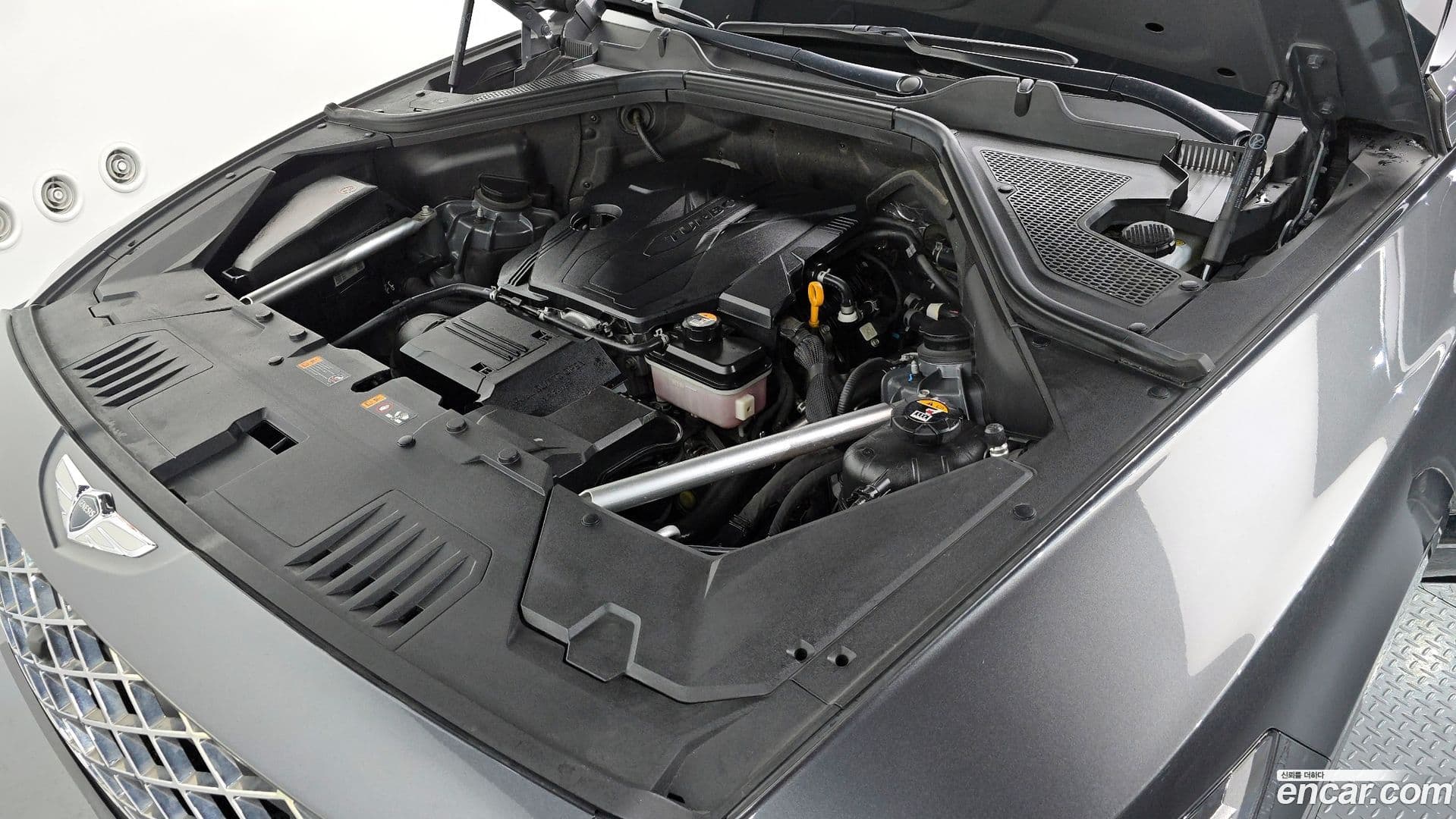 Main__Slider__Photo:GV80 Genesis 2022.8-5