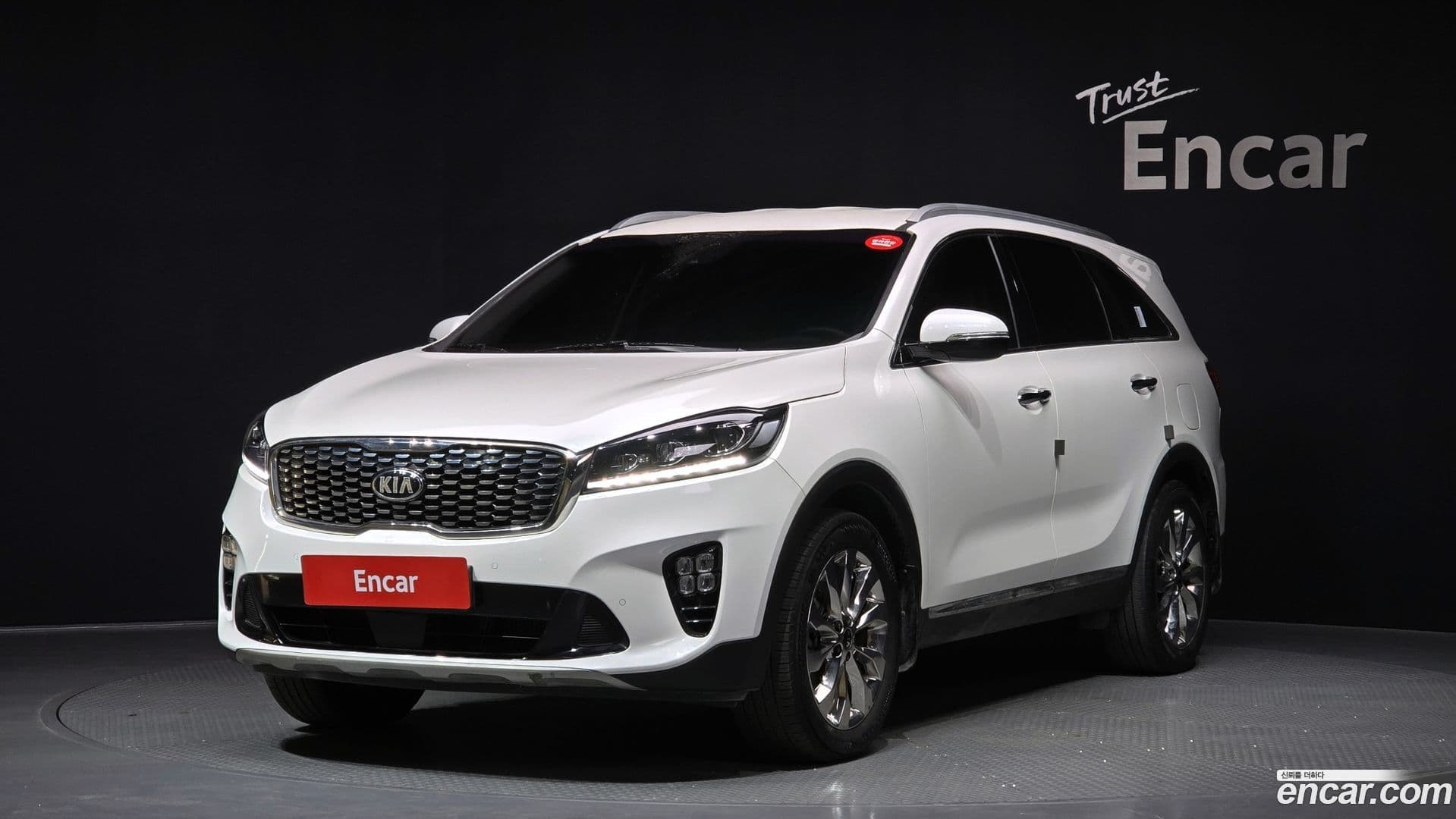 Main__Slider__Photo:Sorento Kia 2018.10-0