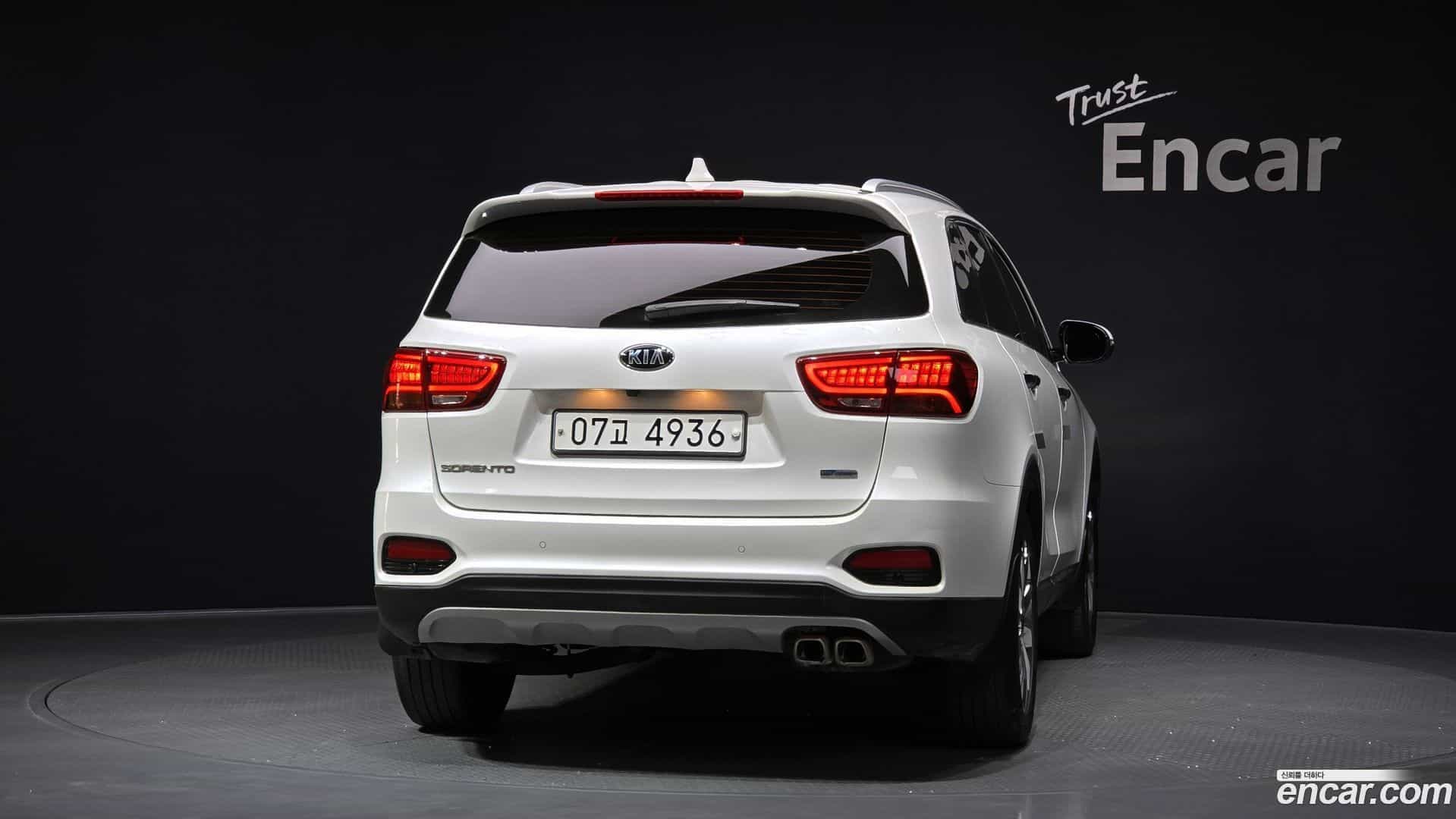 Sorento Kia 2018.10-OUTER-004