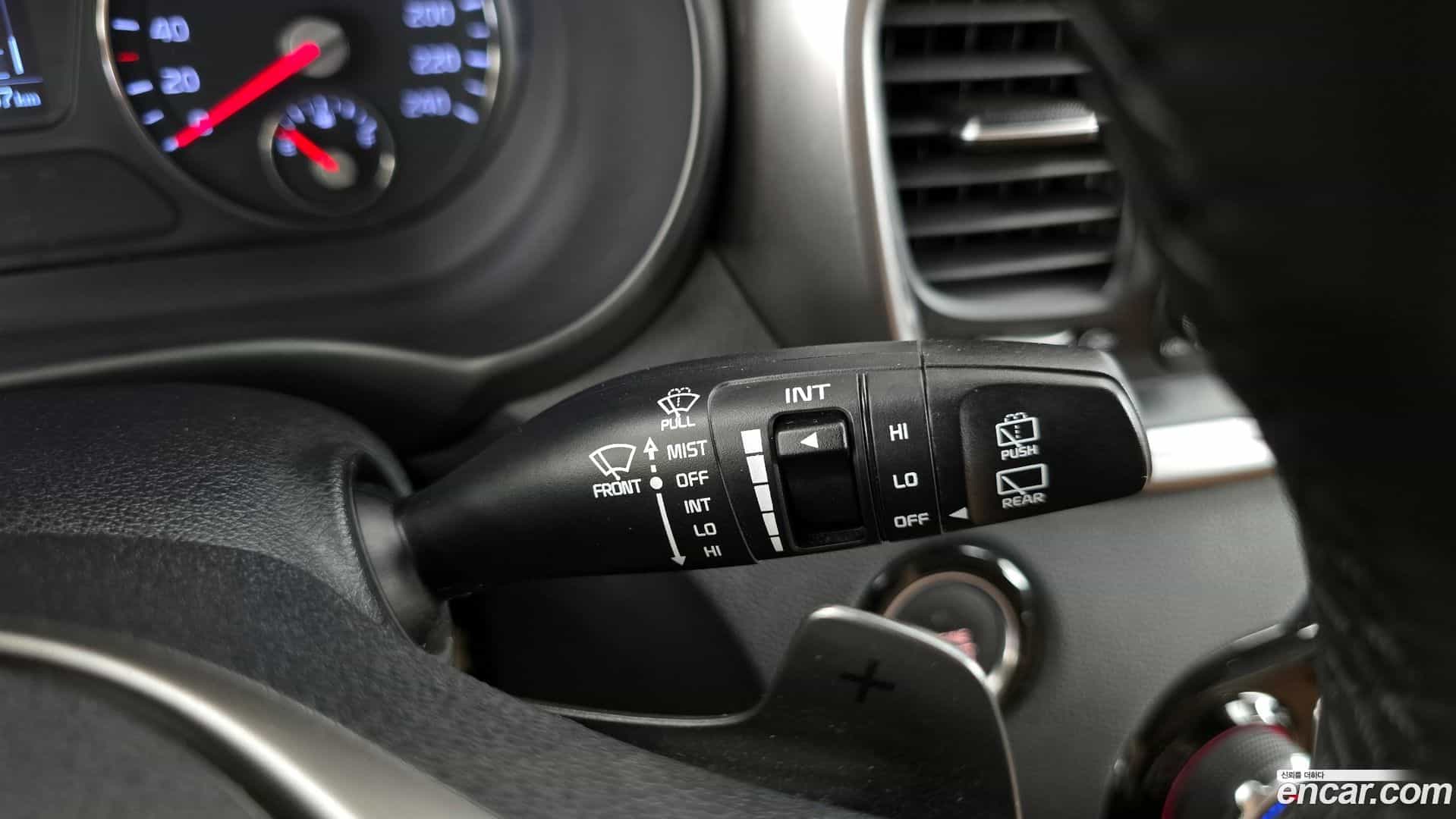 Sorento Kia 2018.10-OPTION-040