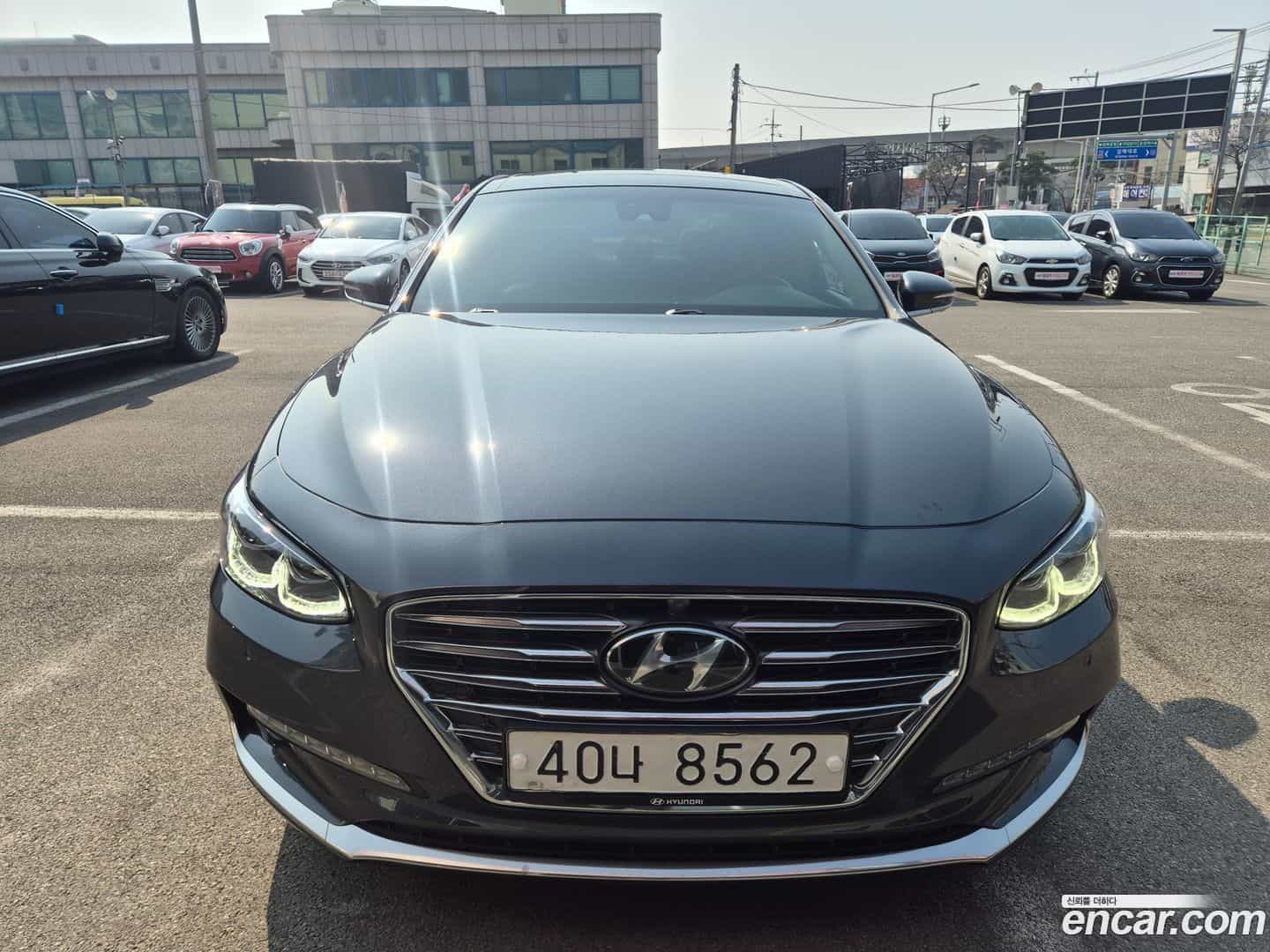 Grandeur Hyundai 2017.3-OUTER-002