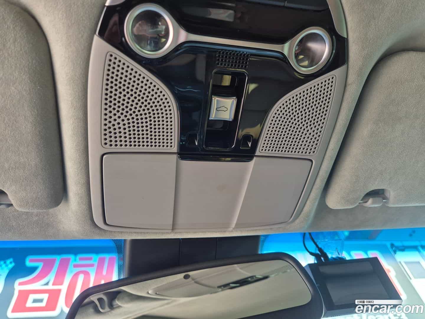 Grandeur Hyundai 2017.3-OPTION-020