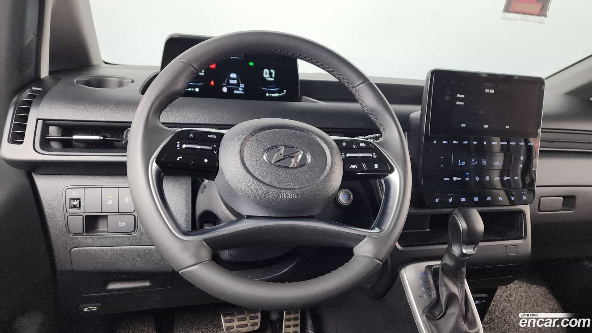 Staria Hyundai 2022.8-OPTION-016