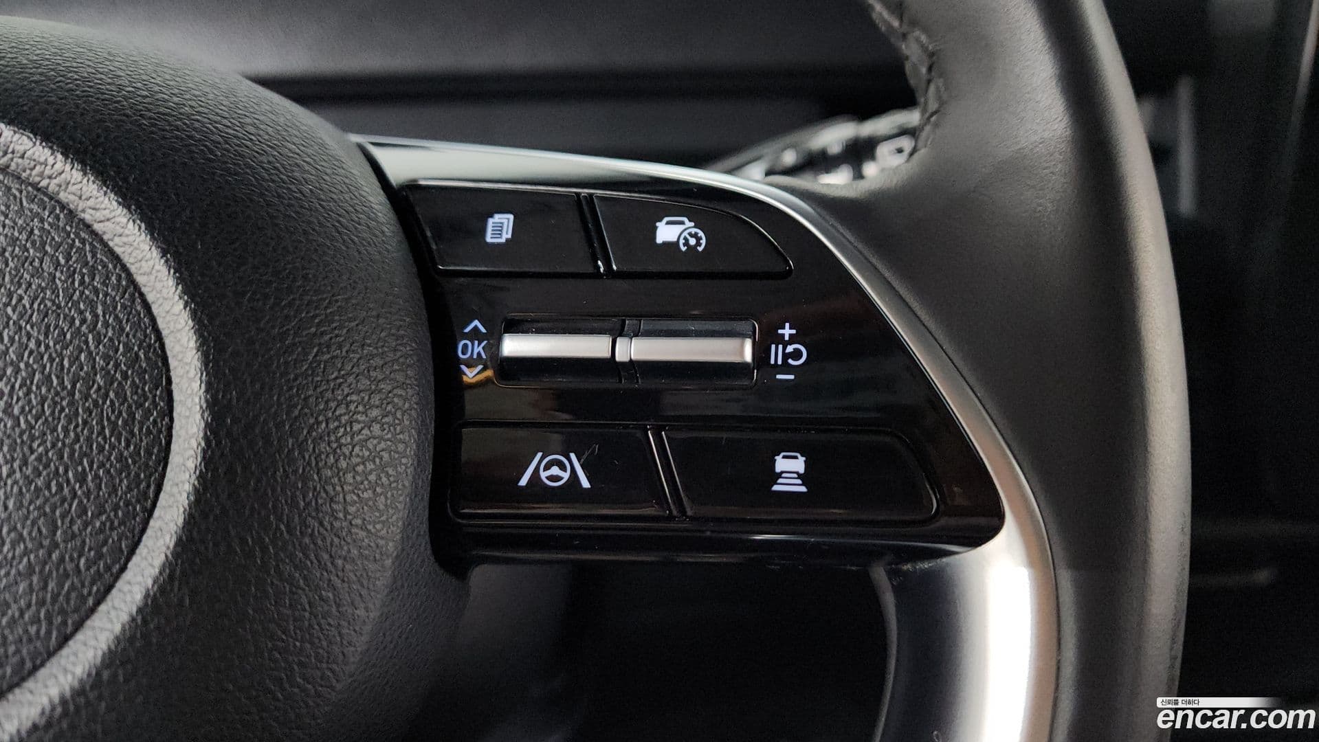 Main__Slider__Photo:Staria Hyundai 2022.8-28