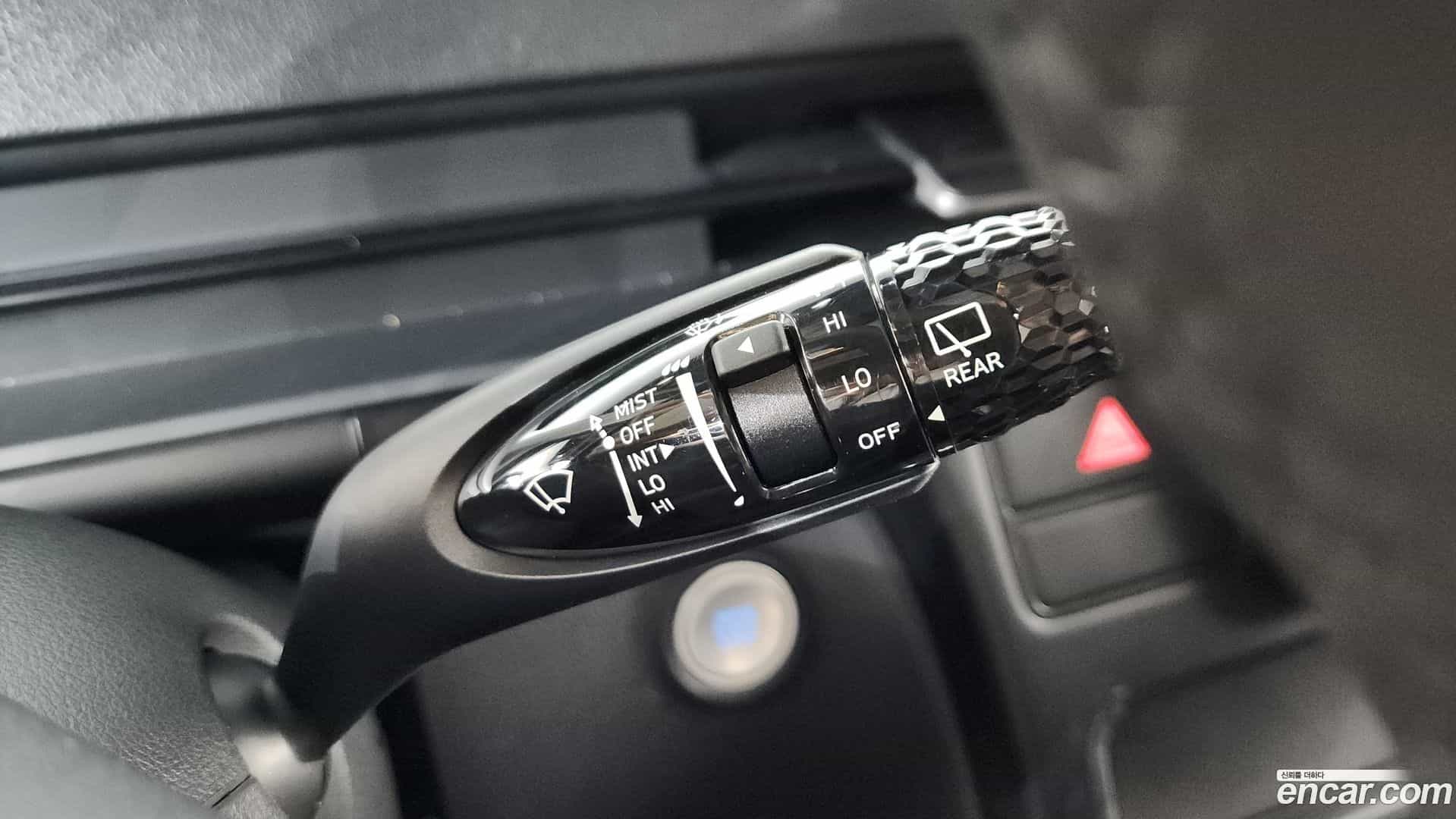 Staria Hyundai 2022.8-OPTION-043