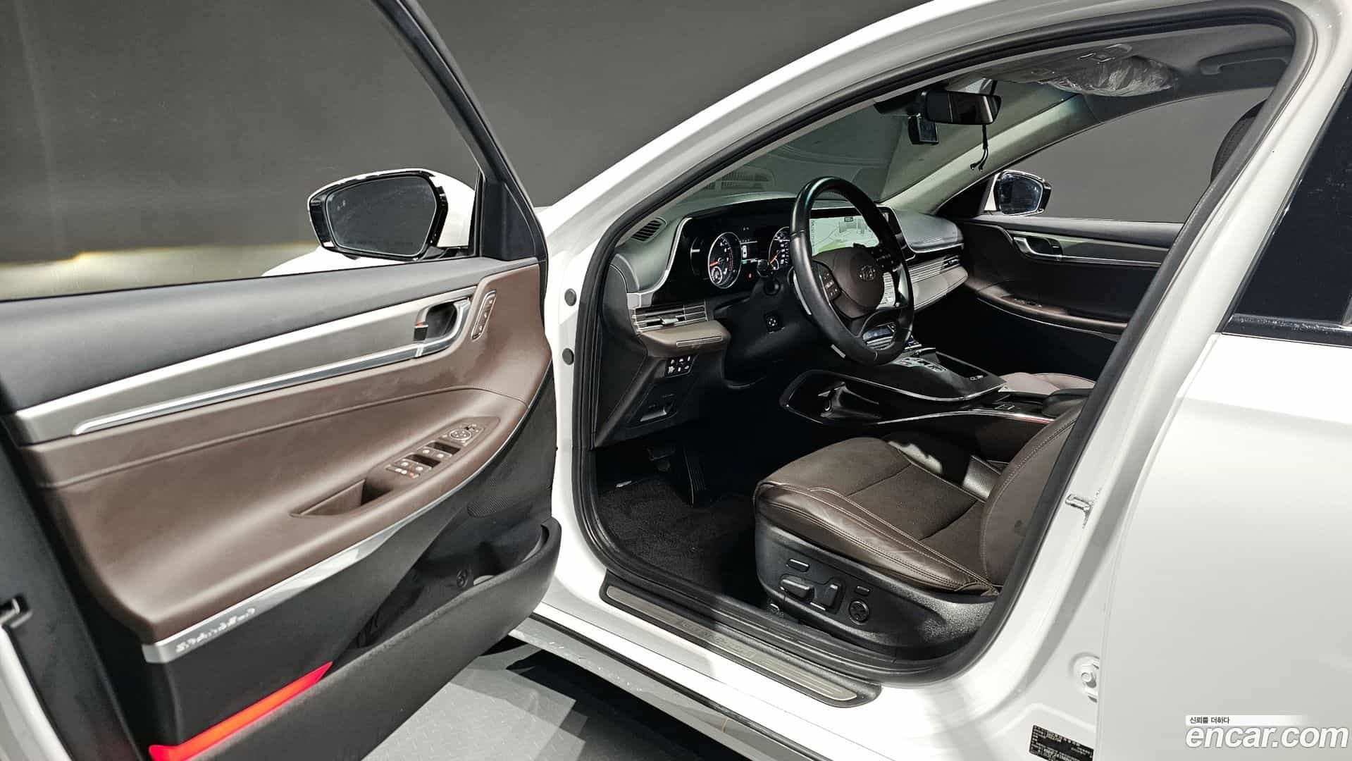 Grandeur Hyundai 2022.3-INNER-010