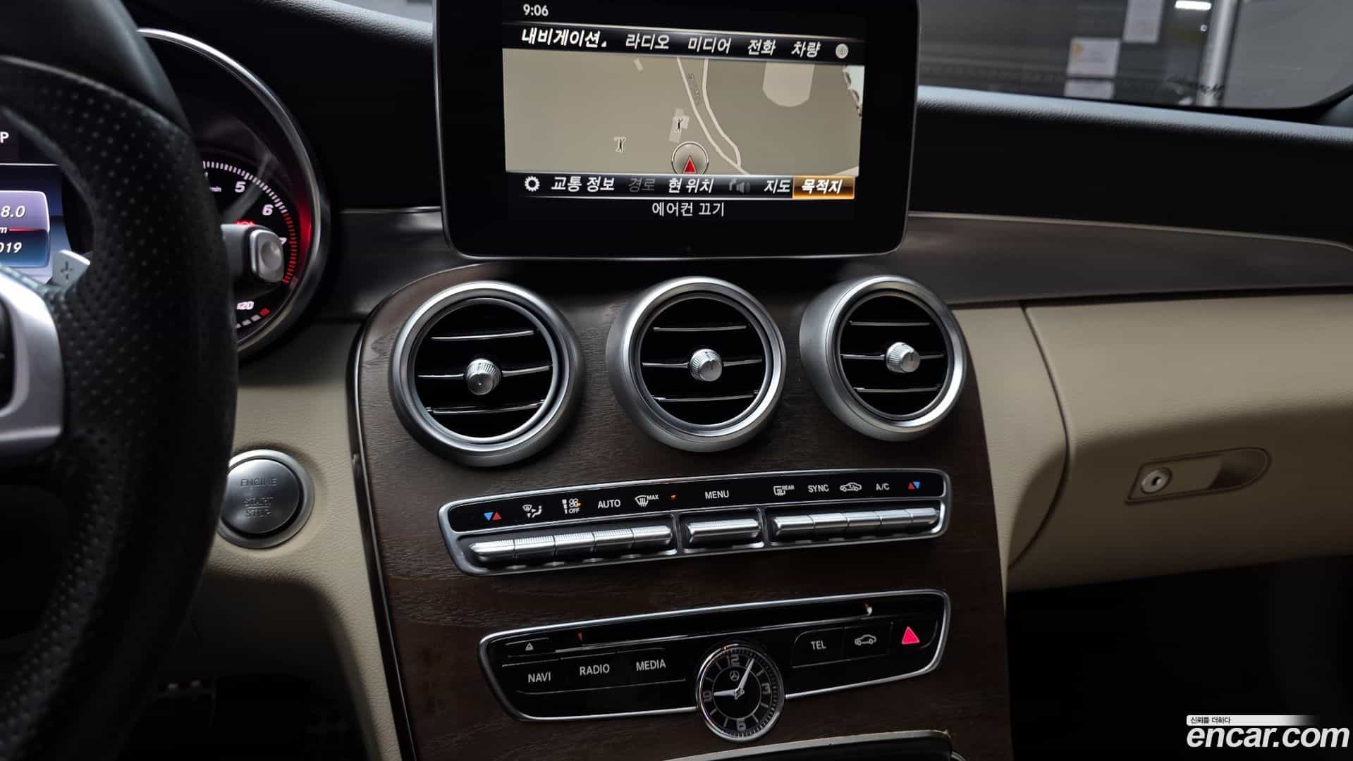 C-Class Mercedes-Benz 2018.3-OPTION-018