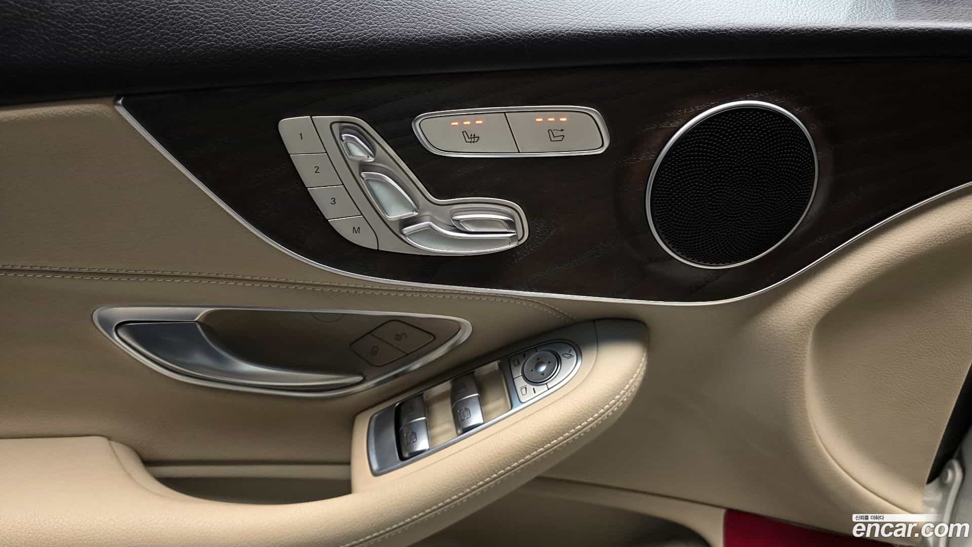 C-Class Mercedes-Benz 2018.3-OPTION-022