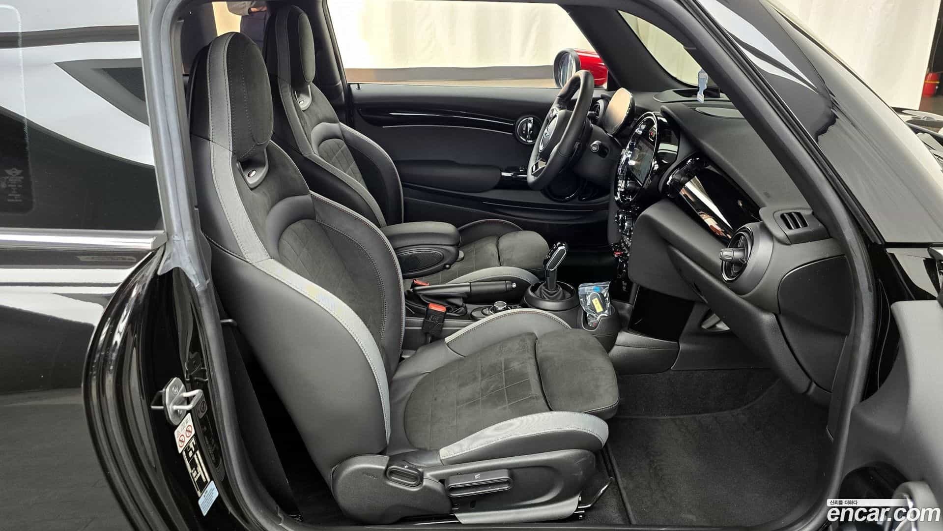 Cooper Mini 2022.3-OPTION-015