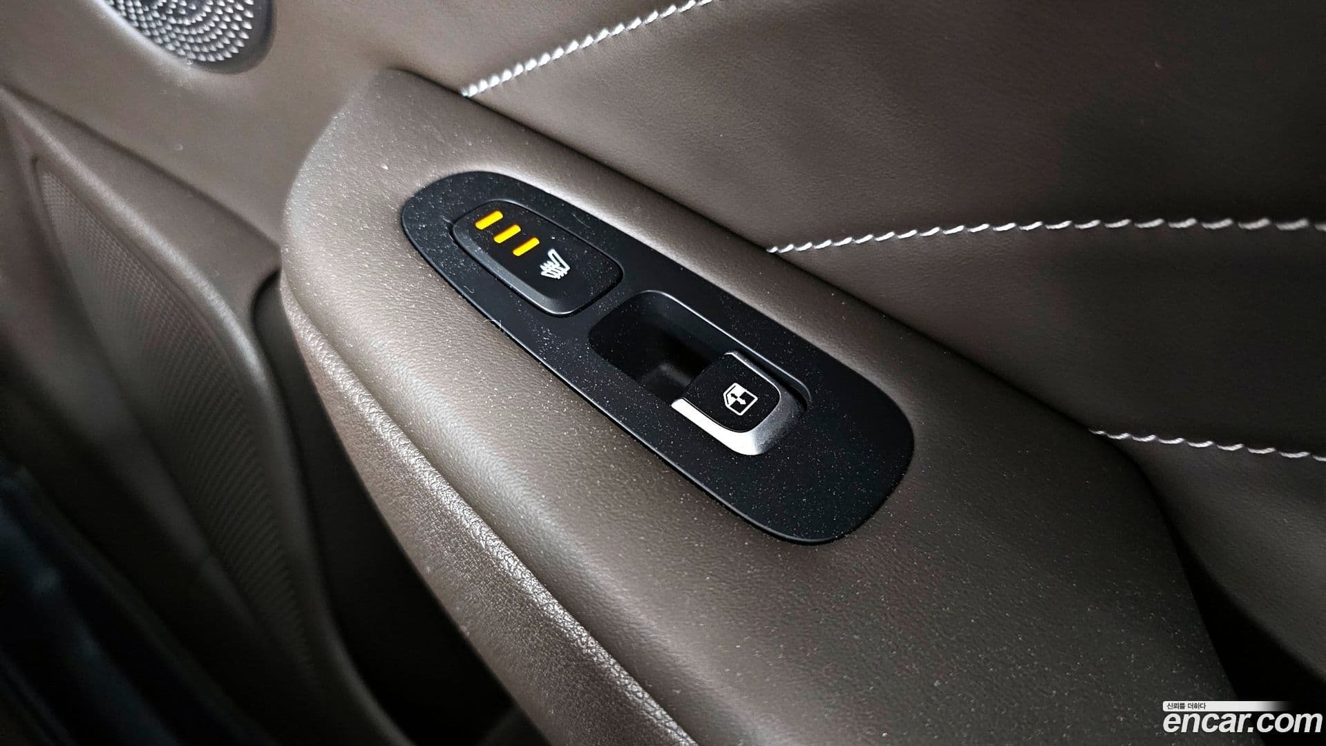 Main__Slider__Photo:Stinger Kia 2021.11-18