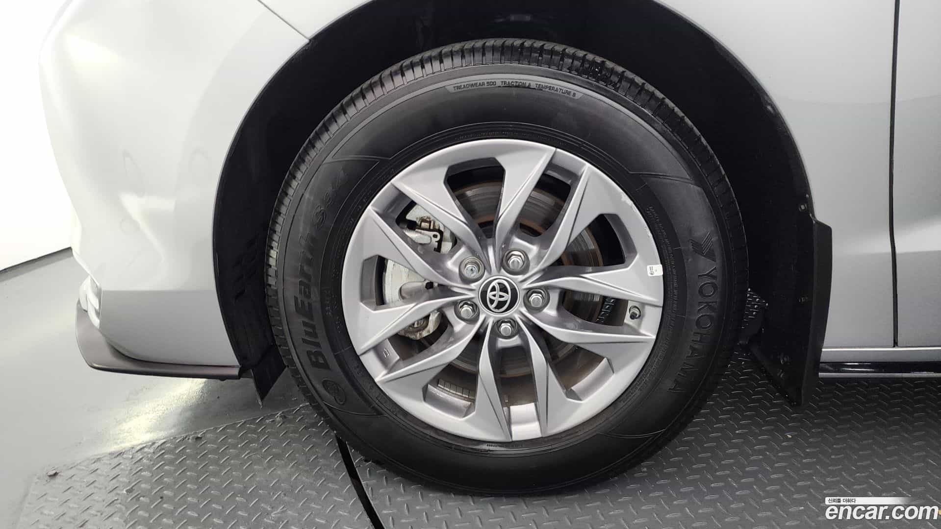 Sienna Toyota 2022.9-OUTER-005