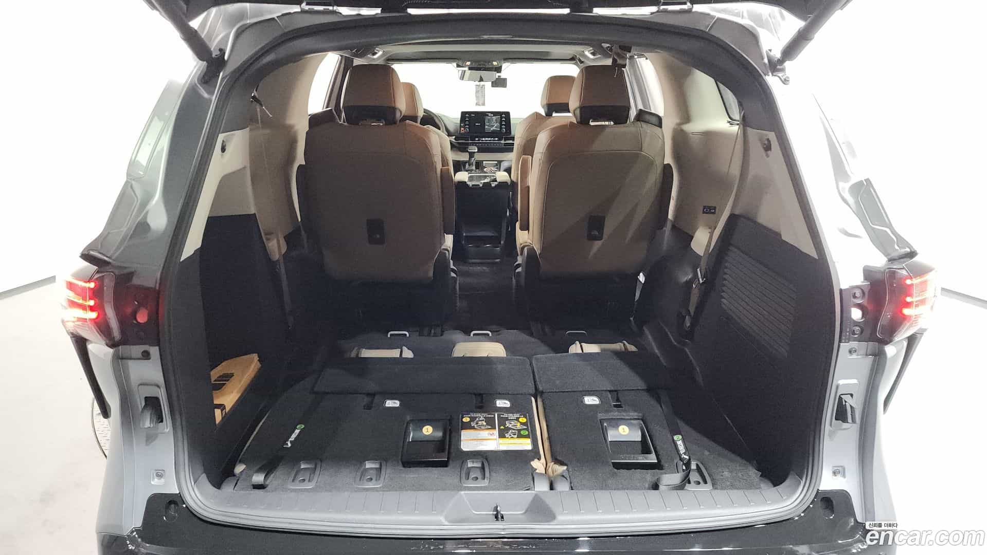 Sienna Toyota 2022.9-OPTION-024