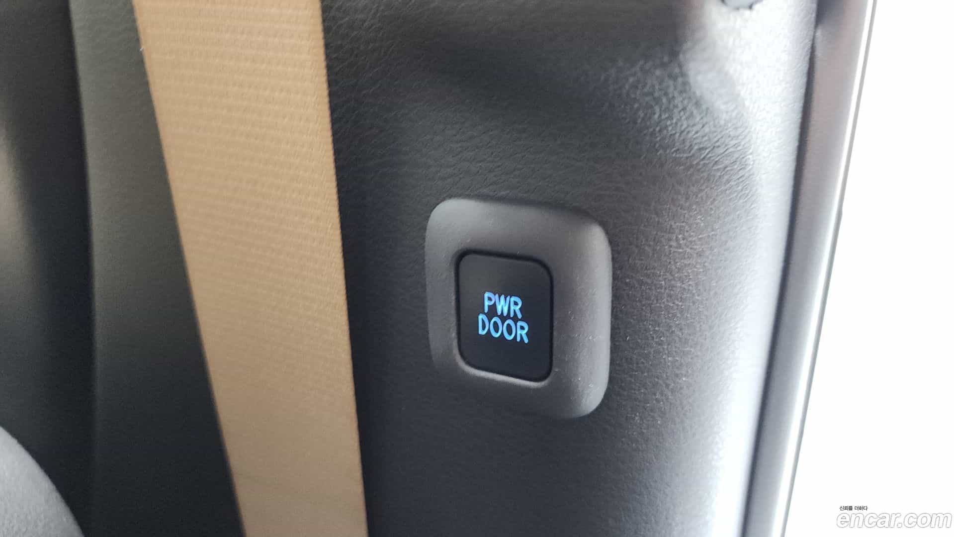 Sienna Toyota 2022.9-OPTION-045