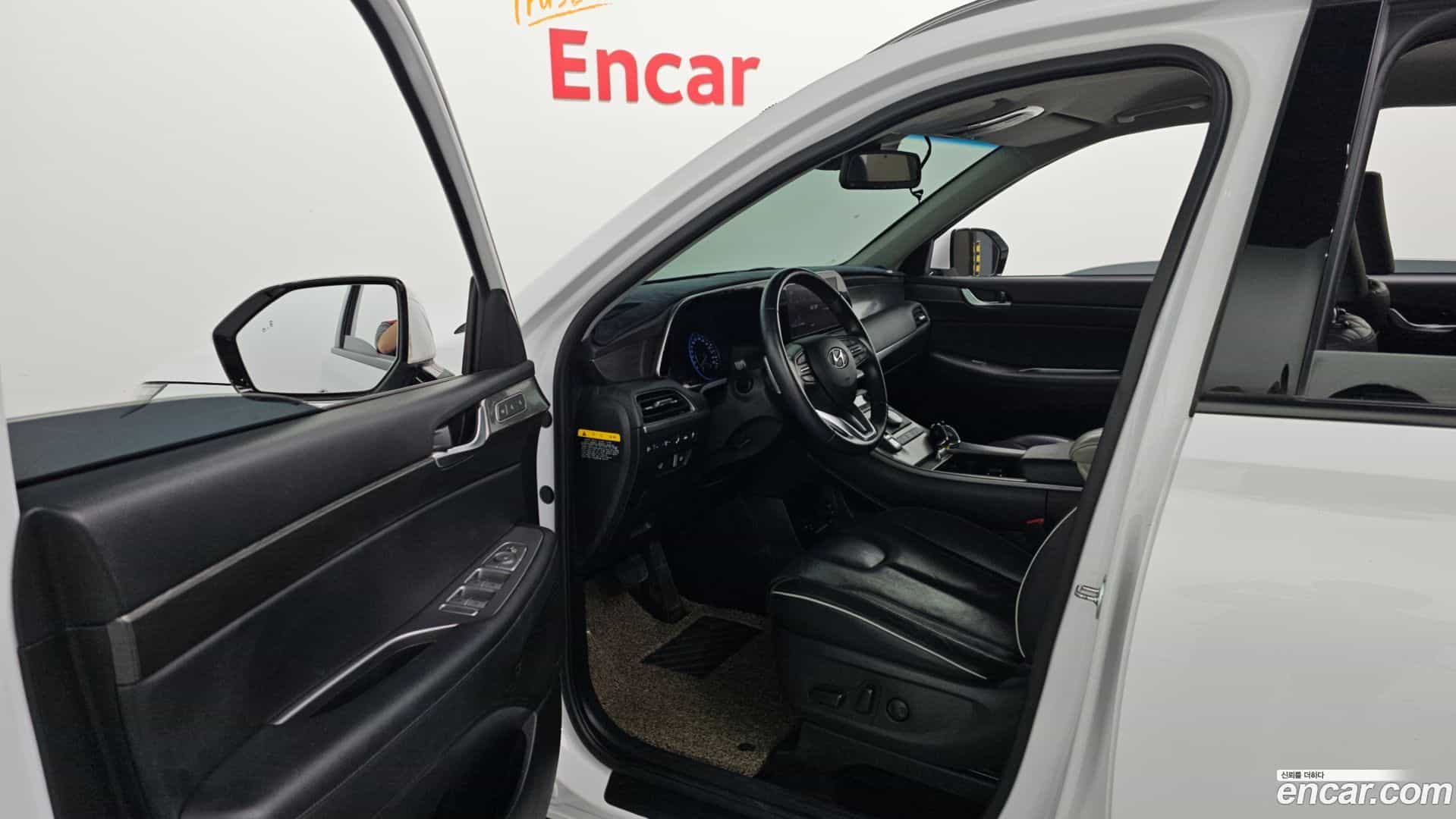 Palisade Hyundai 2019.1-INNER-010