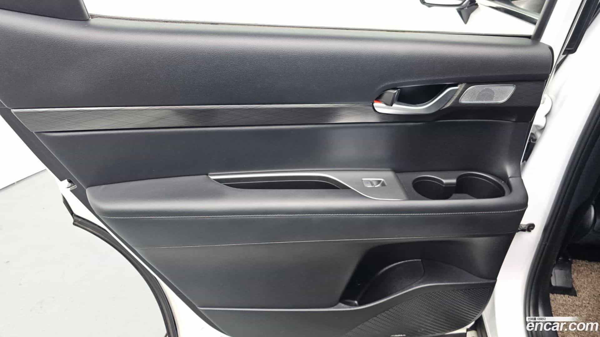 Palisade Hyundai 2019.1-INNER-035