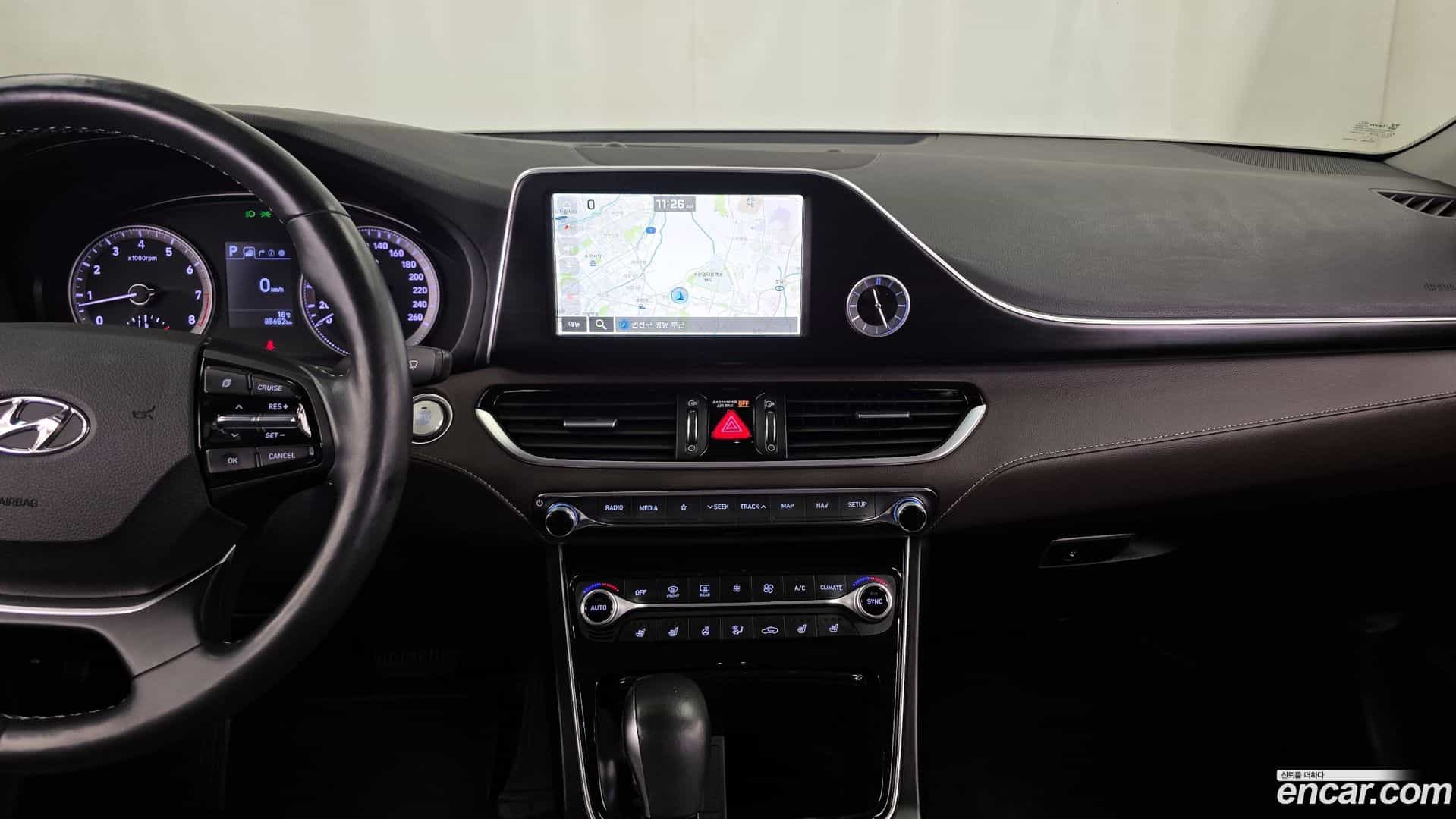 Grandeur Hyundai 2017.9-OPTION-017