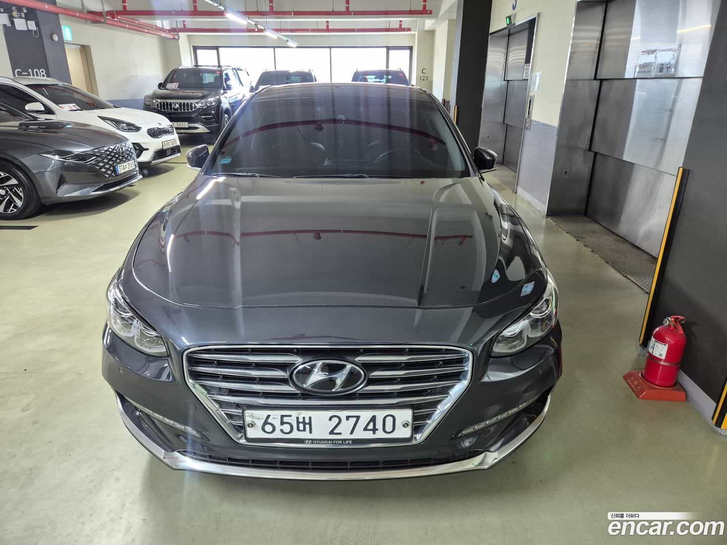 Grandeur Hyundai 2018.4-OUTER-001