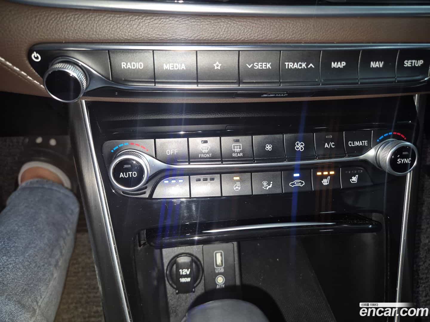 Grandeur Hyundai 2018.4-OPTION-021