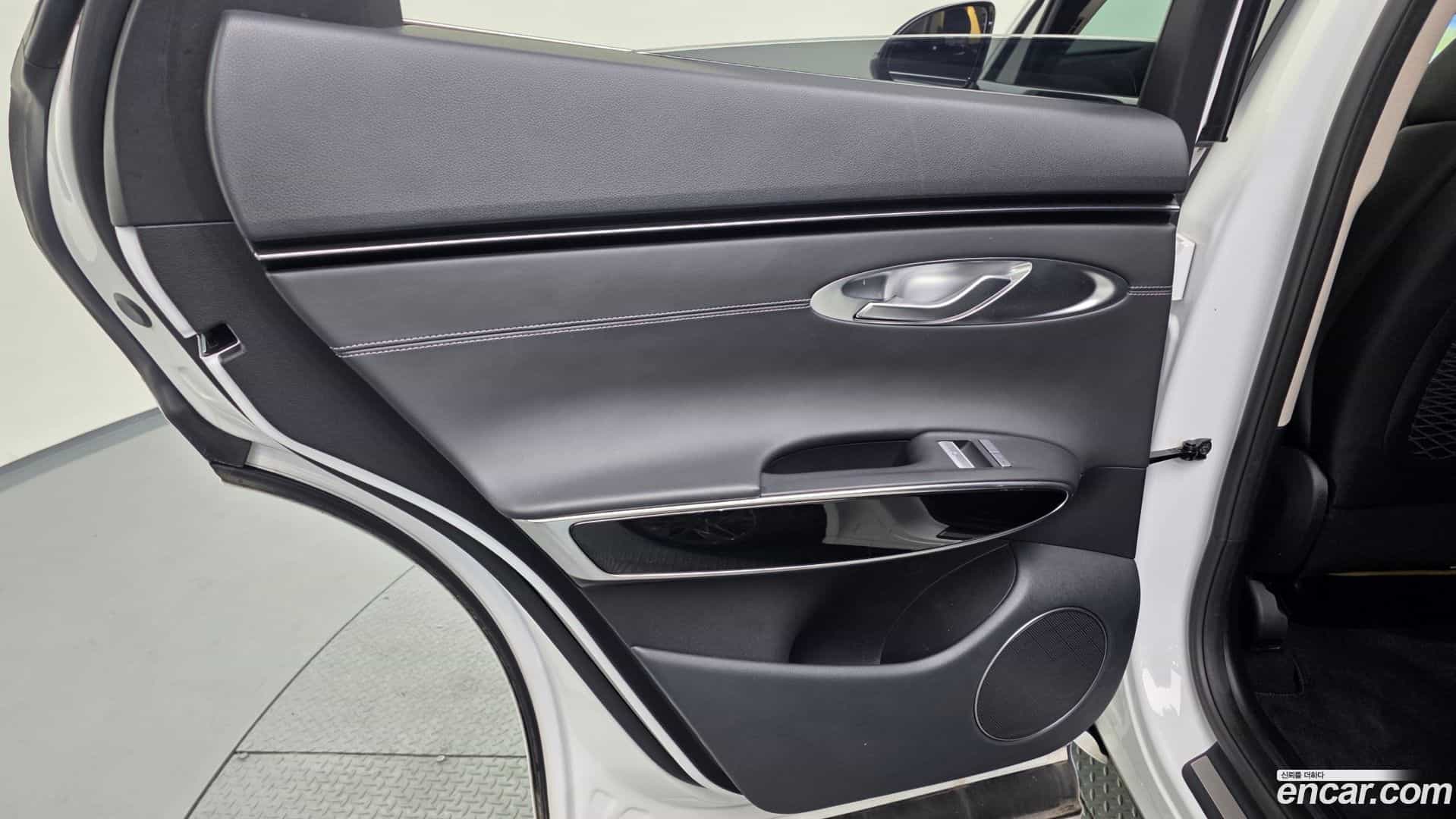 GV70 Genesis 2021.1-INNER-035