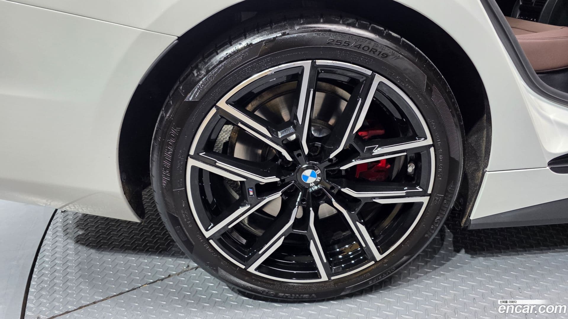 Main__Slider__Photo:4-Series BMW 2025.4-4