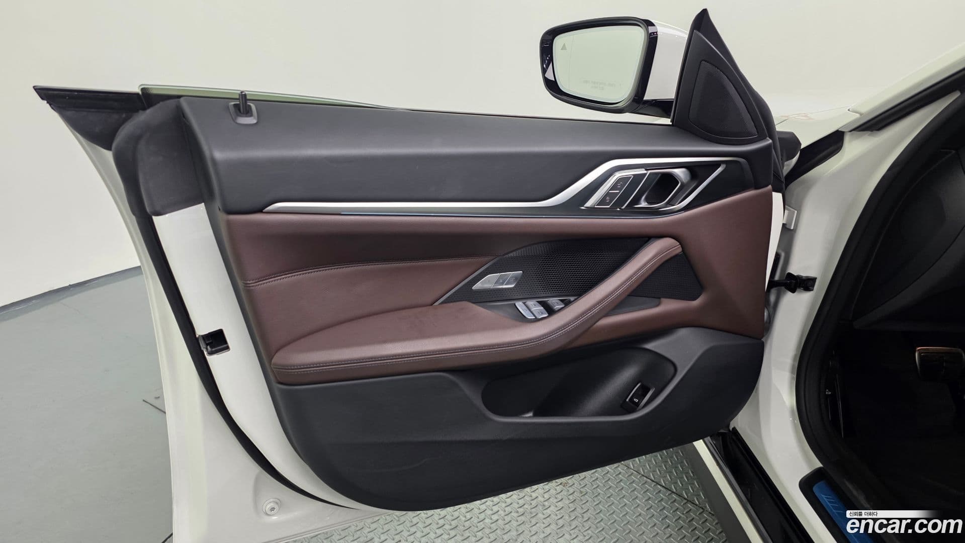 Main__Slider__Photo:4-Series BMW 2025.4-23