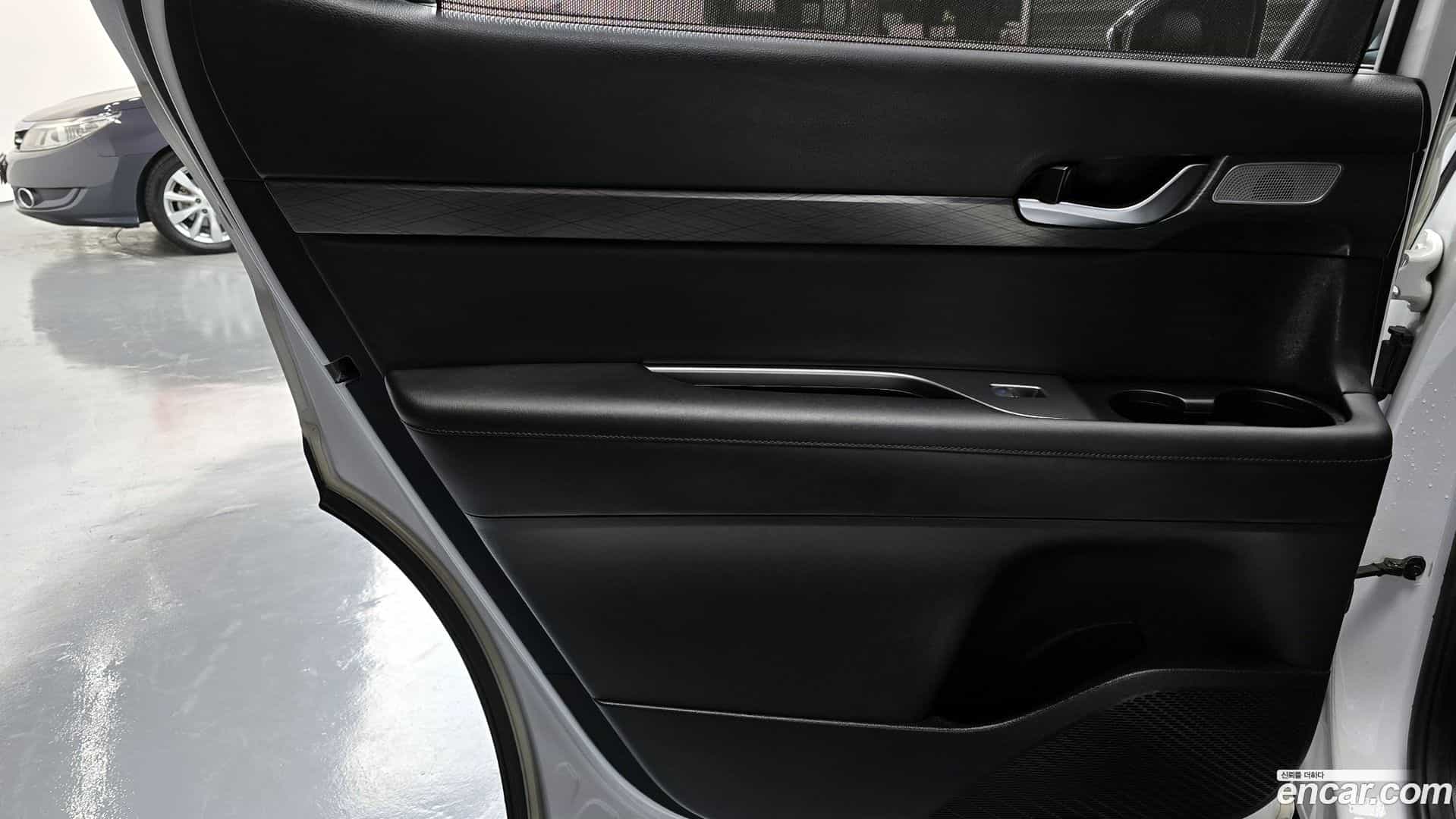 Palisade Hyundai 2019.2-INNER-035