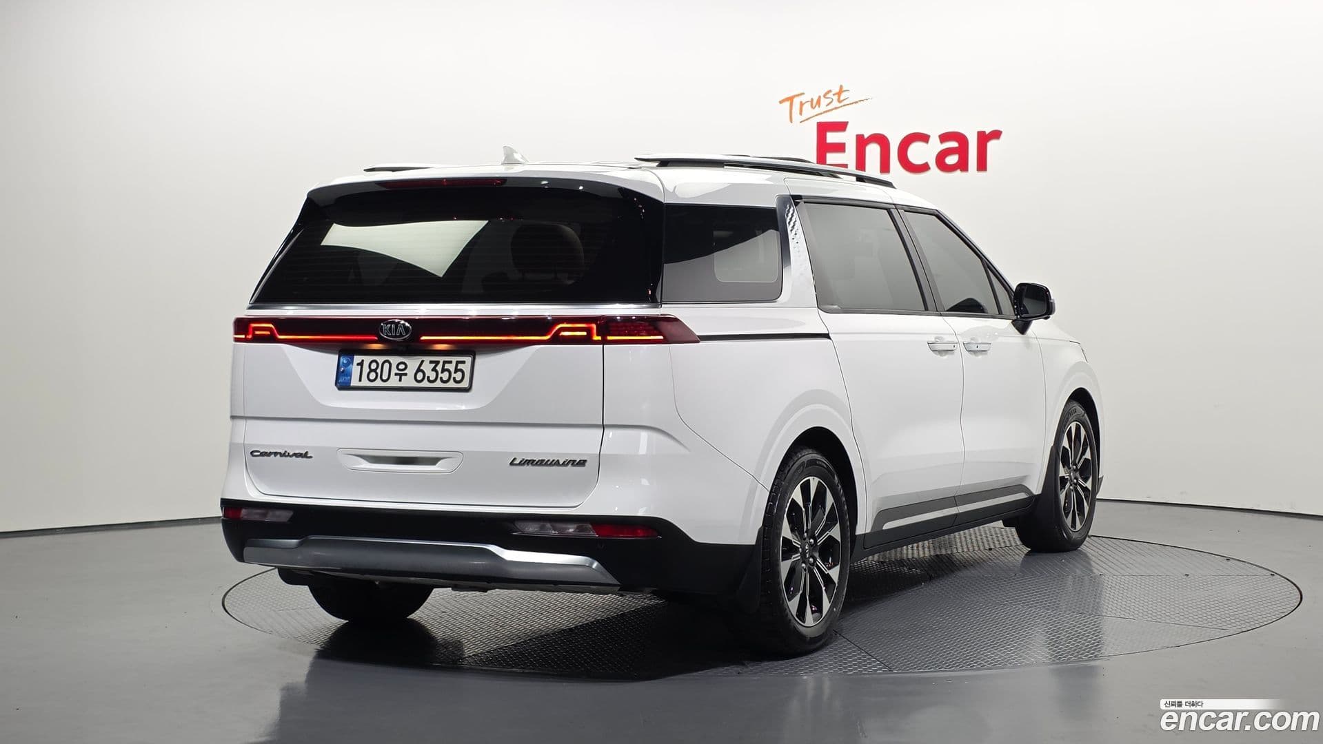 Main__Slider__Photo:Canival Kia 2020.11-1