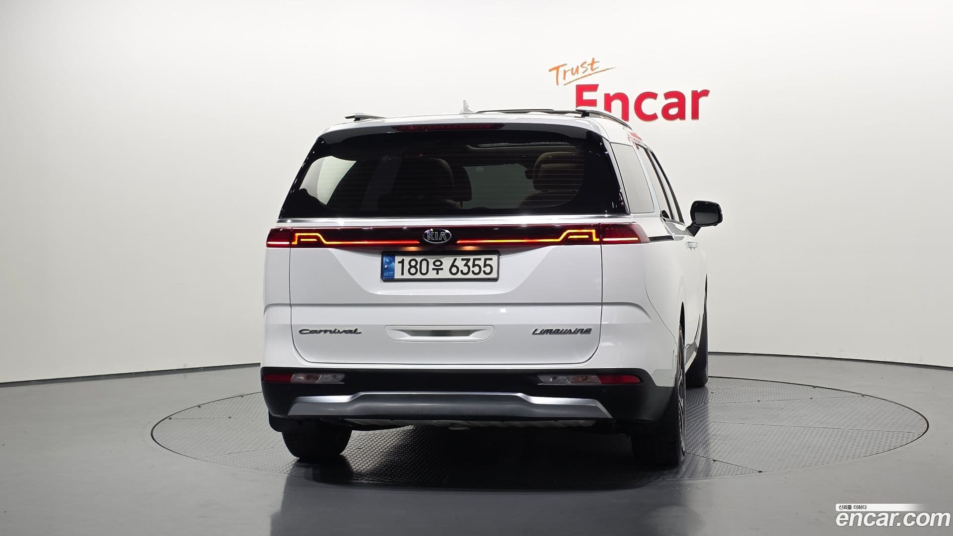 Main__Slider__Photo:Canival Kia 2020.11-3