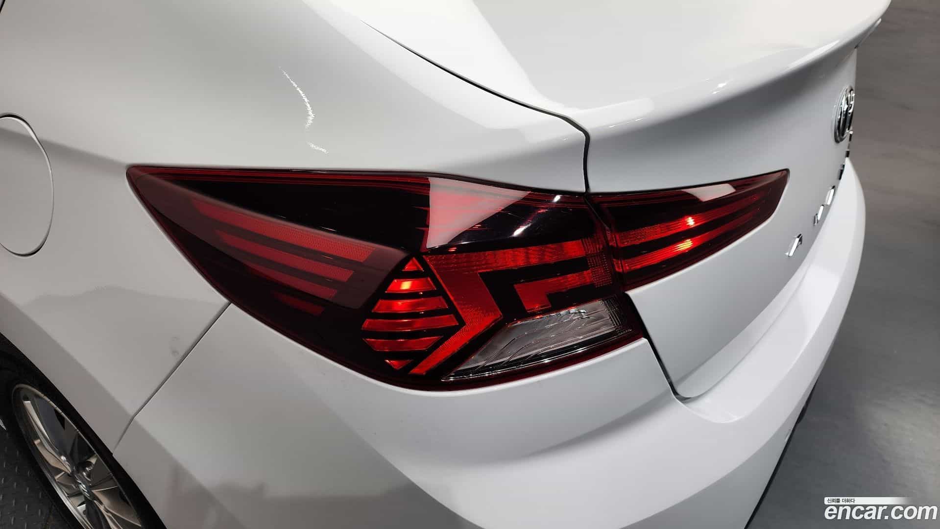 AVANTE Hyundai 2019.7-OUTER-033