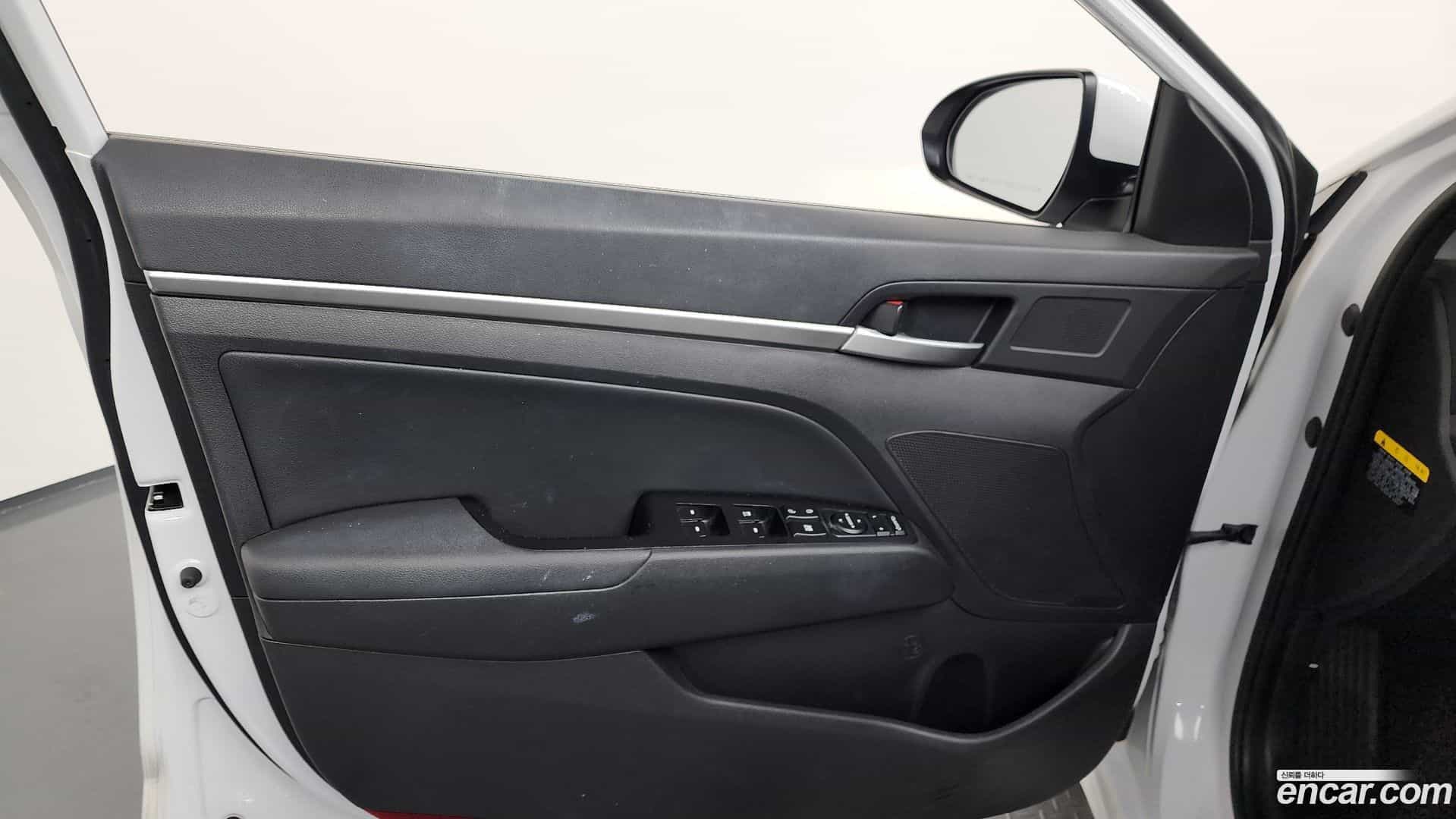 AVANTE Hyundai 2019.7-INNER-034