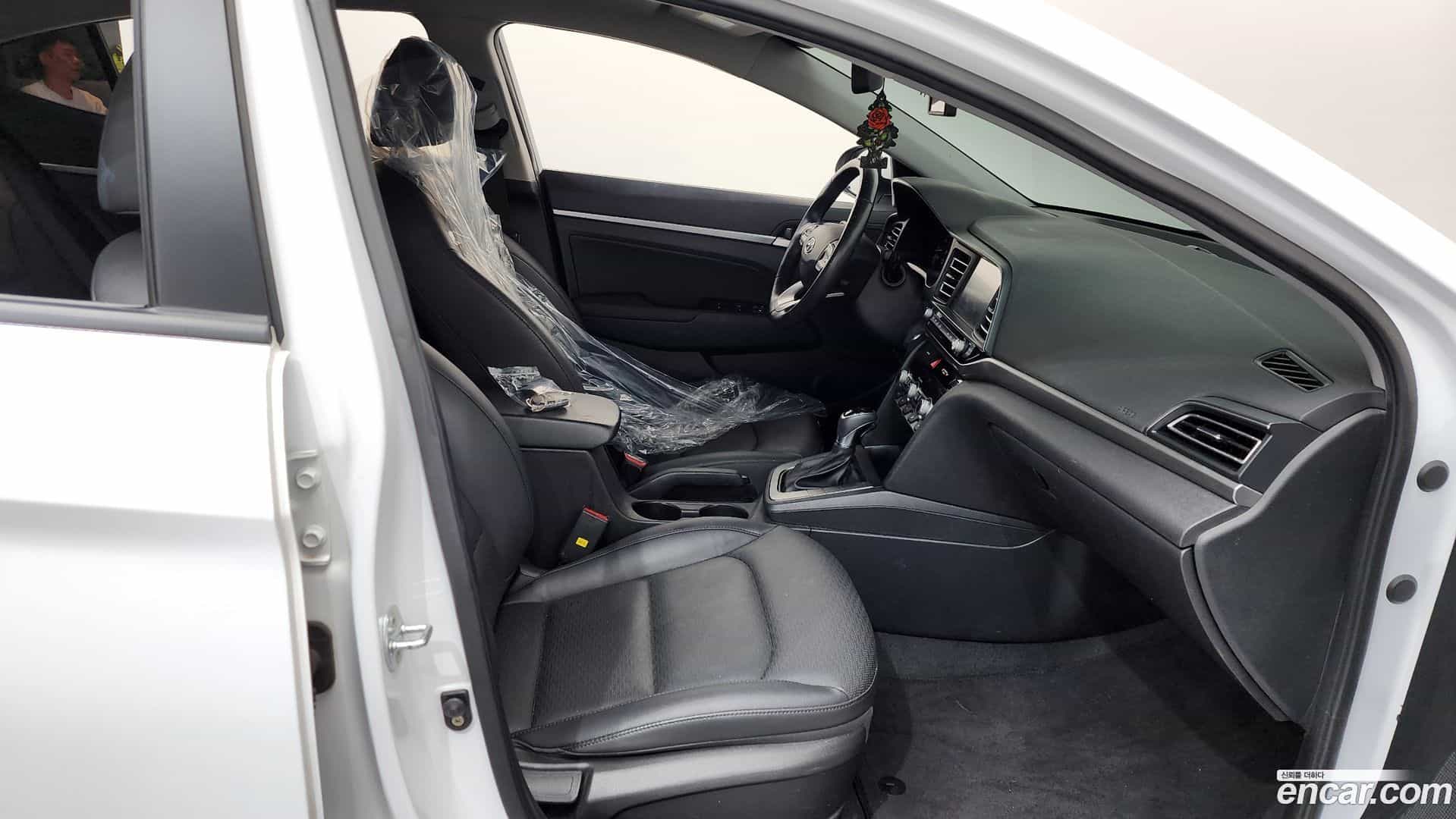 AVANTE Hyundai 2019.7-INNER-036