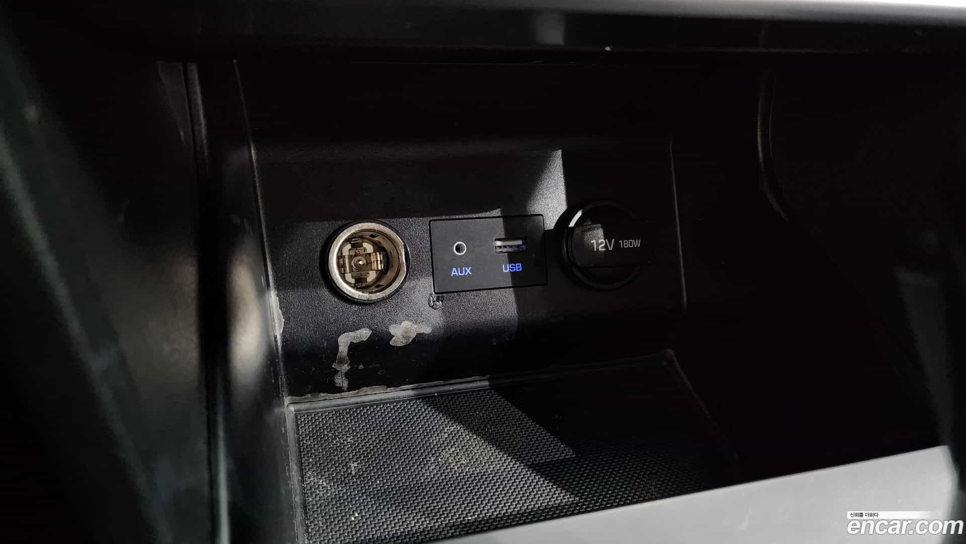 AVANTE Hyundai 2019.7-OPTION-040