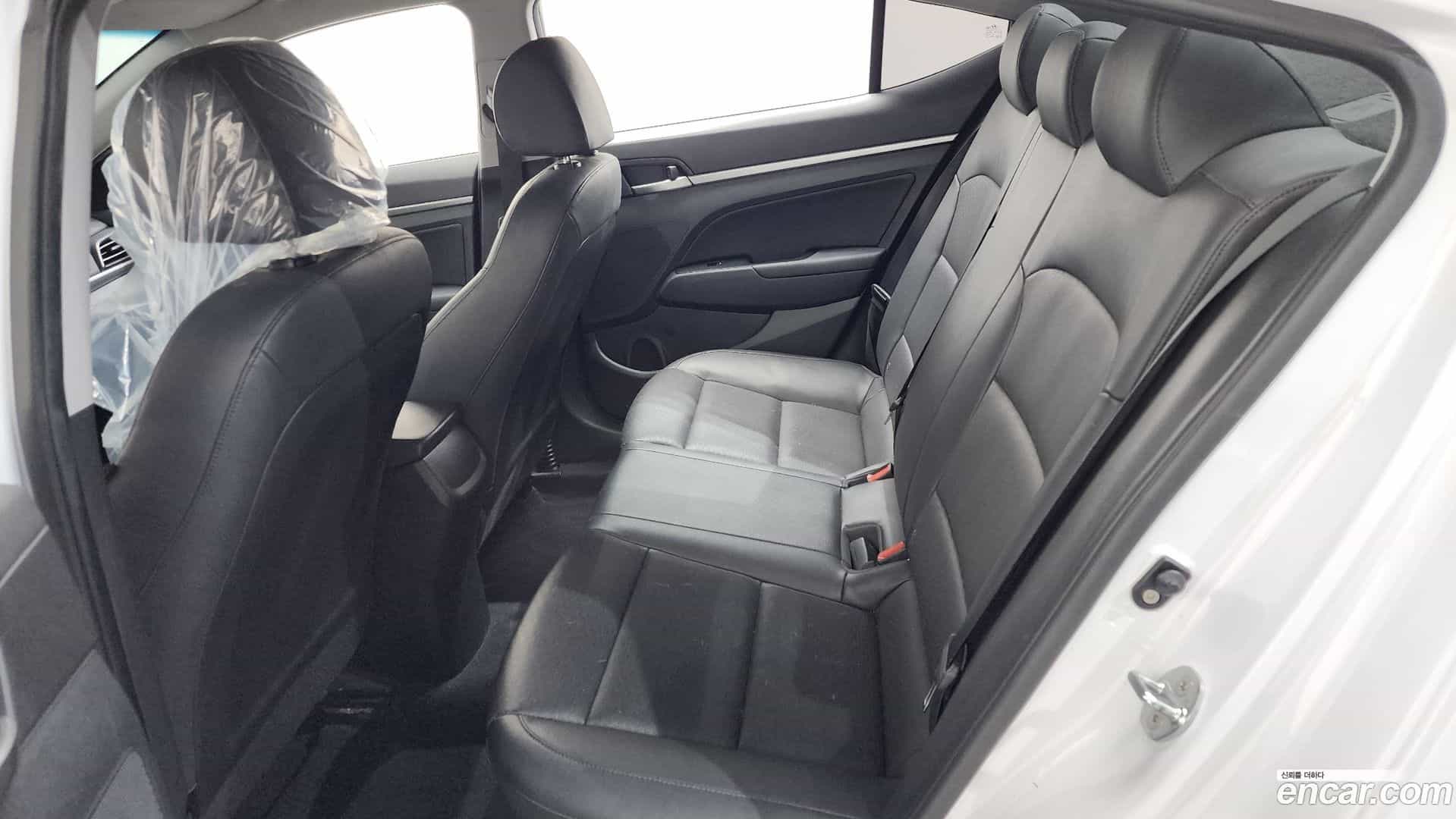 AVANTE Hyundai 2019.7-OPTION-041