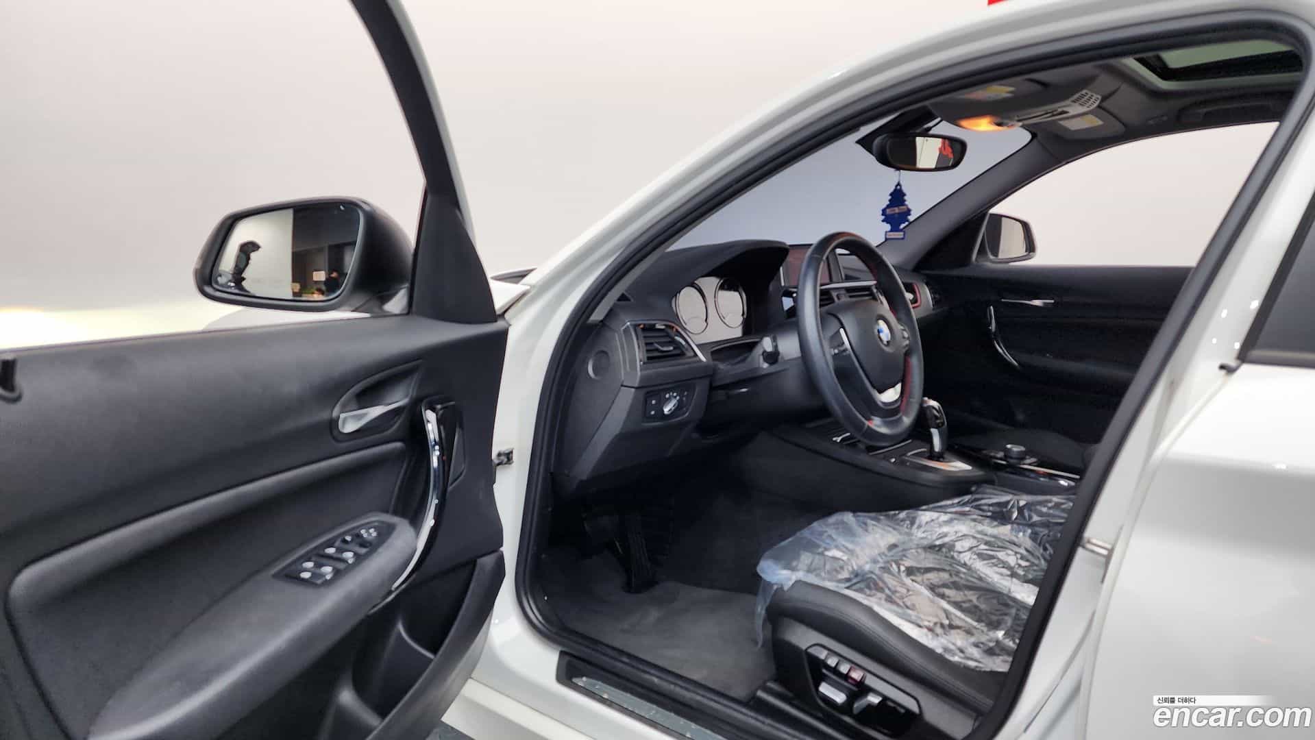 1-Series BMW 2018.11-INNER-010