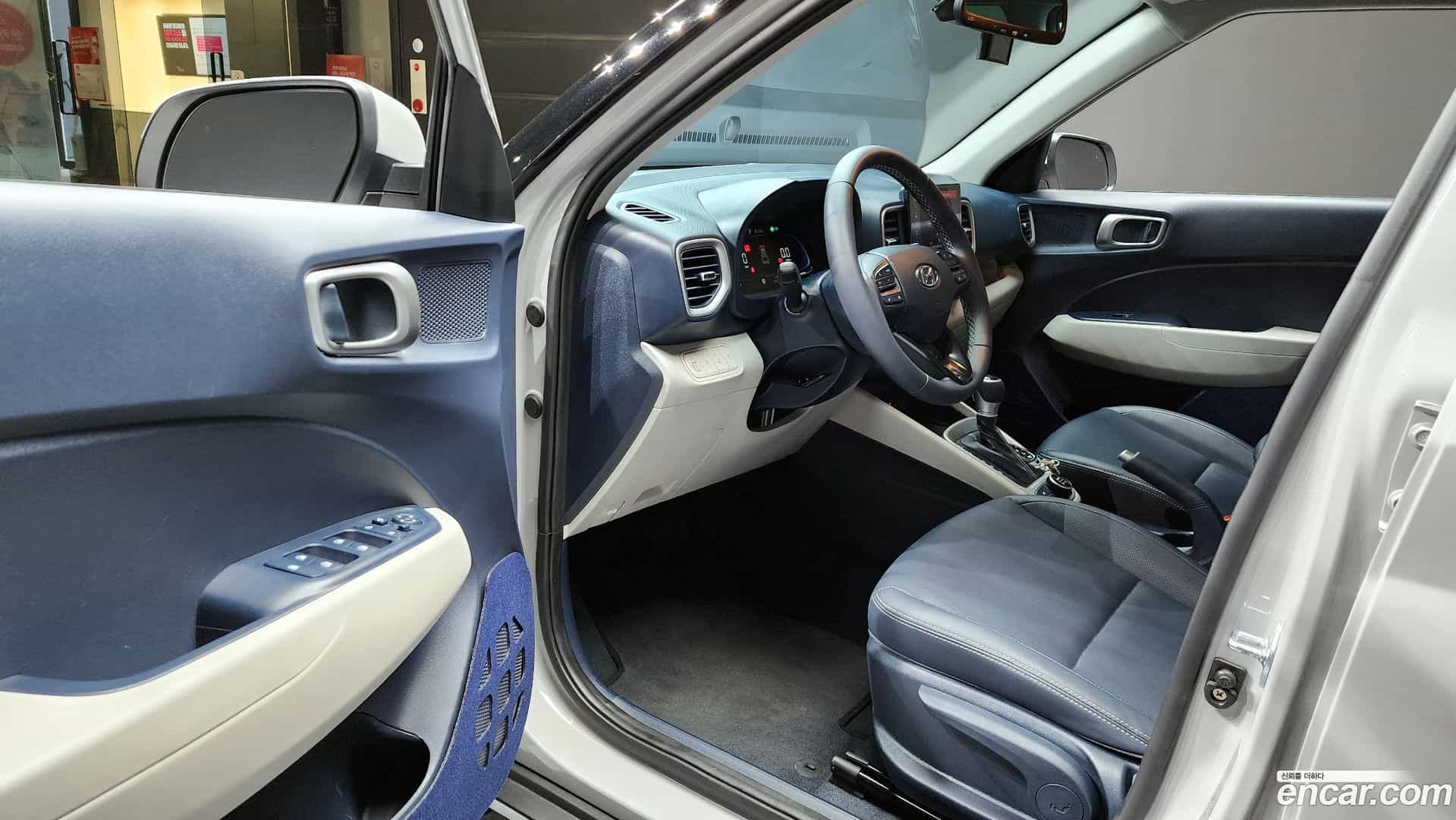 Venue Hyundai 2025.7-INNER-010