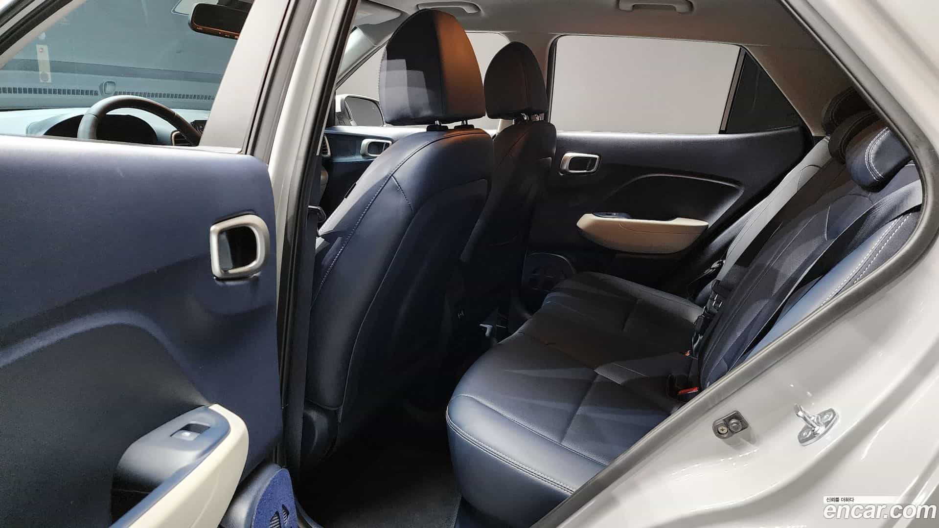 Venue Hyundai 2025.7-OPTION-016