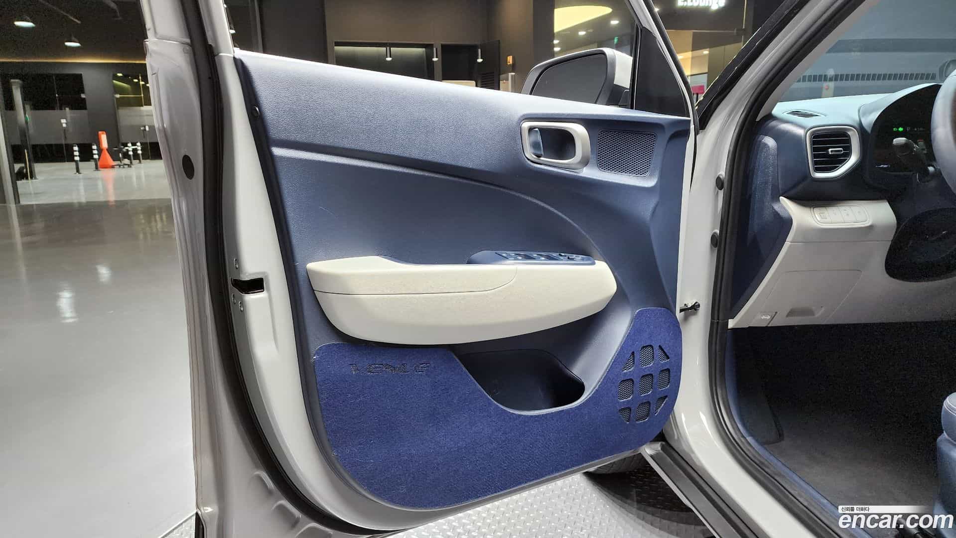 Venue Hyundai 2025.7-INNER-034