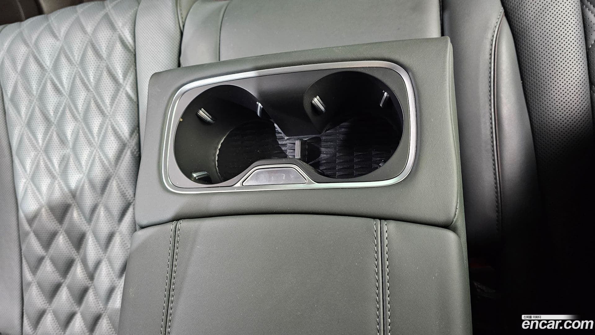 Main__Slider__Photo:GV80 Genesis 2023.9-27