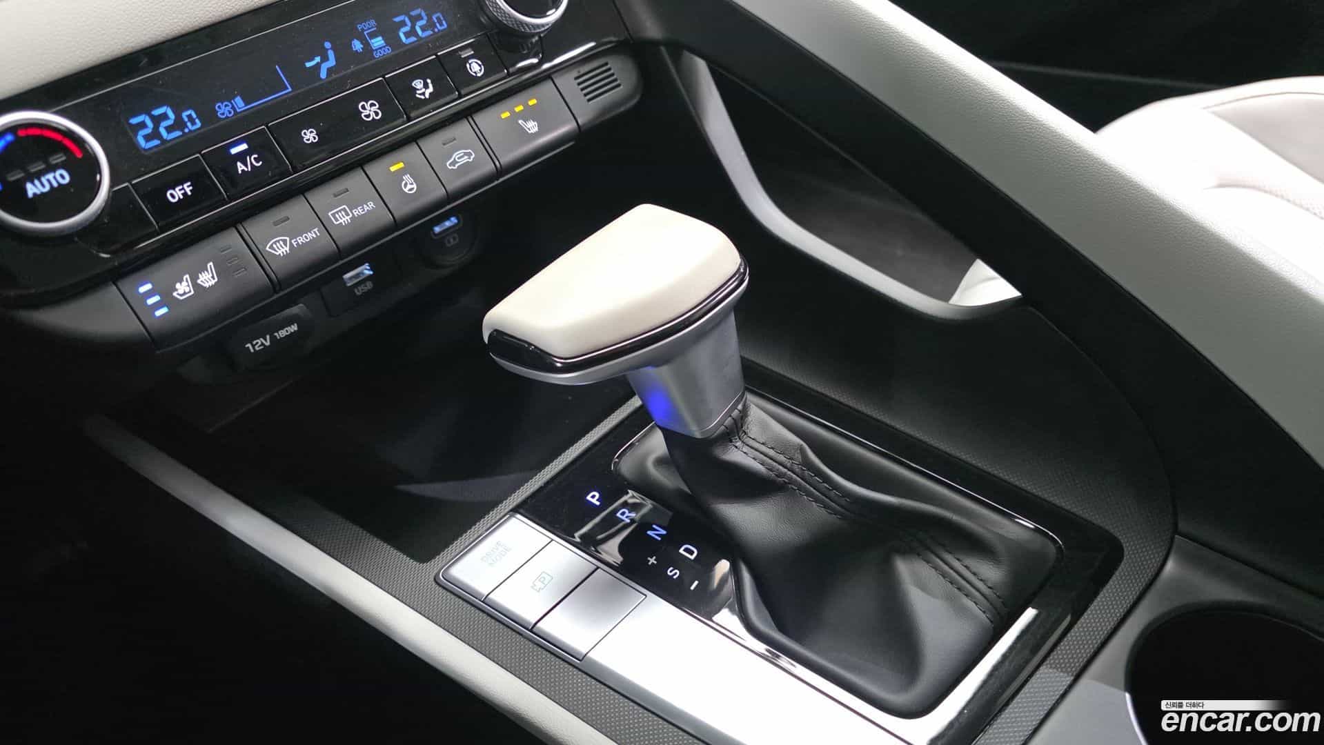 AVANTE Hyundai 2020.8-INNER-009
