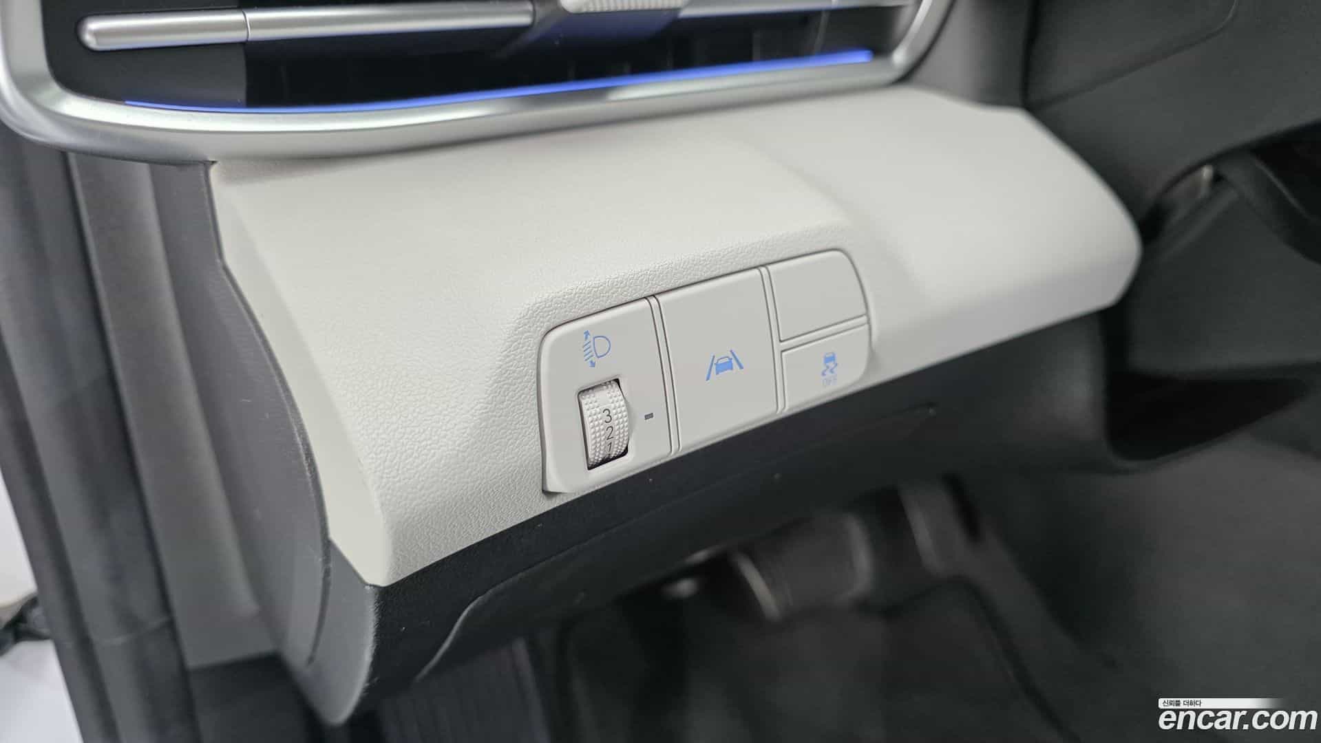 AVANTE Hyundai 2020.8-OPTION-017