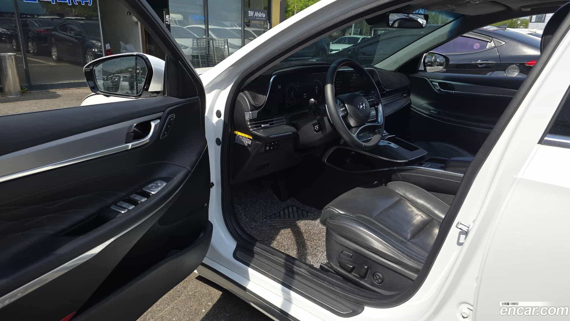 Grandeur Hyundai 2020.2-INNER-010
