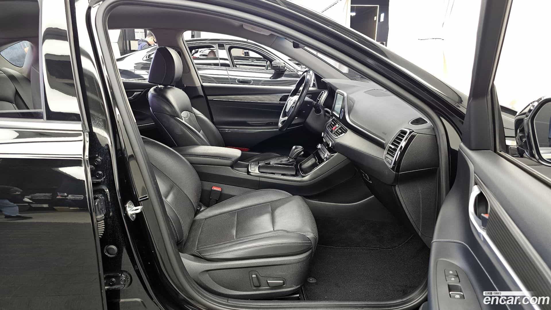 Grandeur Hyundai 2017.2-OPTION-015
